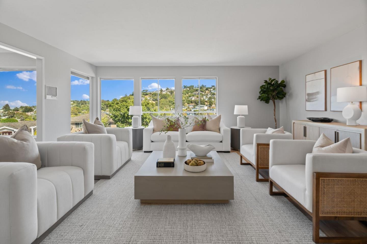 Detail Gallery Image 7 of 40 For 942 Viewridge Dr, San Mateo,  CA 94403 - 4 Beds | 2/1 Baths