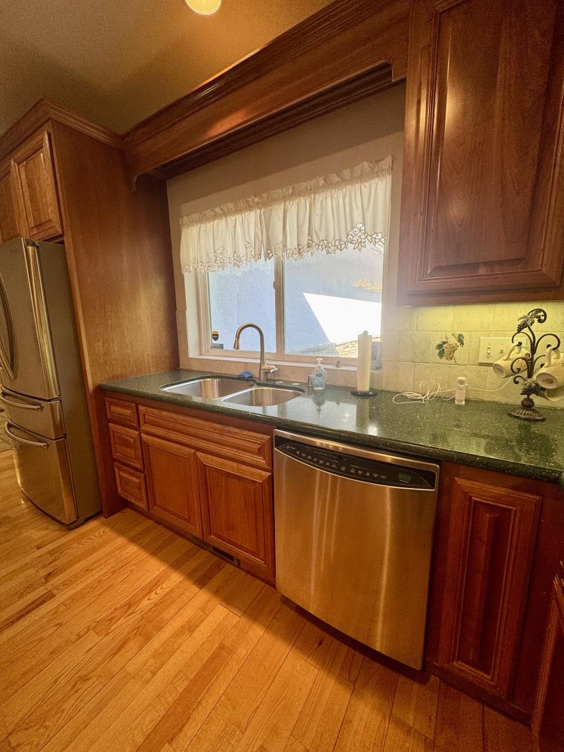 Detail Gallery Image 17 of 56 For 27645 E Inspiration Dr, Pioneer,  CA 95666 - 3 Beds | 3 Baths