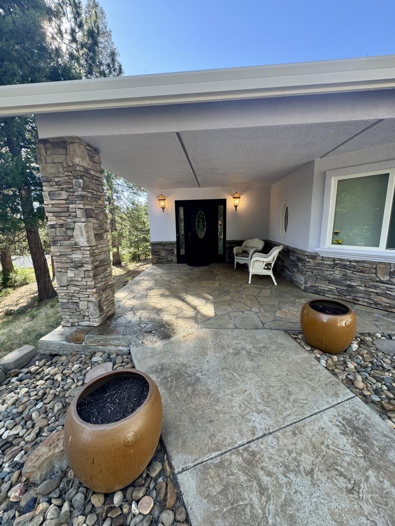 Detail Gallery Image 2 of 56 For 27645 E Inspiration Dr, Pioneer,  CA 95666 - 3 Beds | 3 Baths