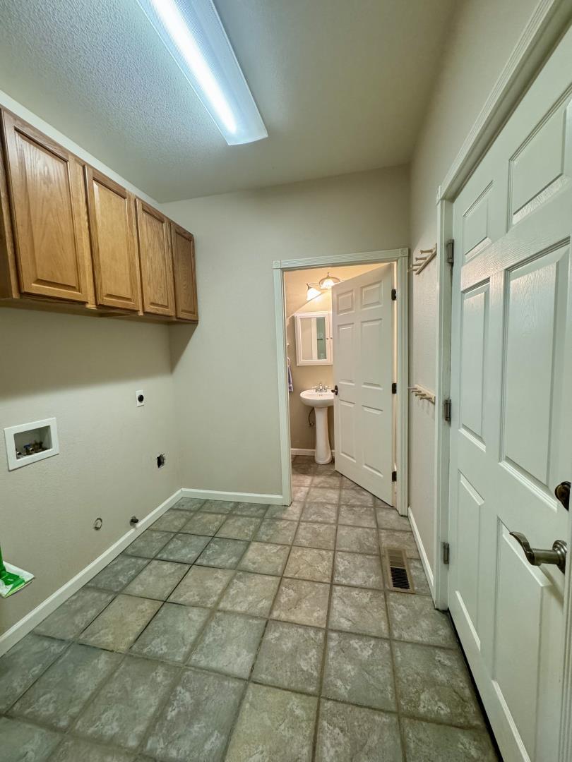 Detail Gallery Image 29 of 56 For 27645 E Inspiration Dr, Pioneer,  CA 95666 - 3 Beds | 3 Baths