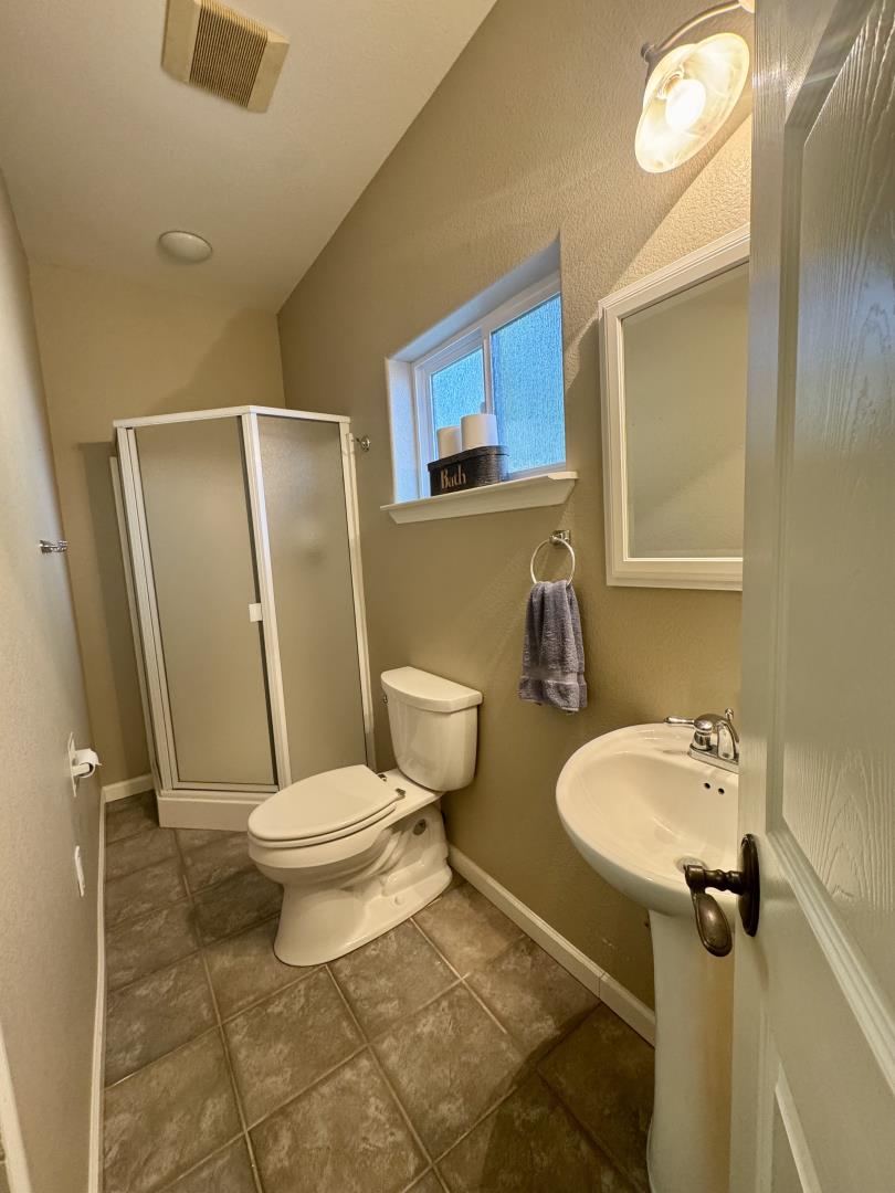 Detail Gallery Image 30 of 56 For 27645 E Inspiration Dr, Pioneer,  CA 95666 - 3 Beds | 3 Baths