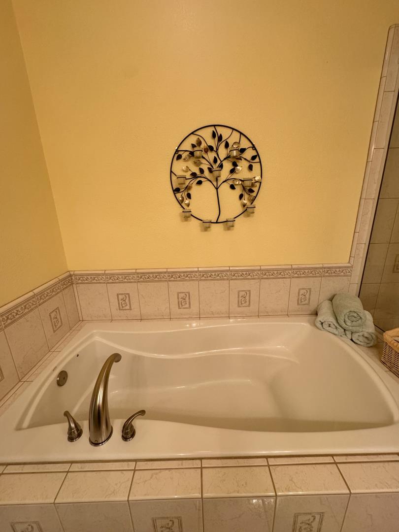 Detail Gallery Image 35 of 56 For 27645 E Inspiration Dr, Pioneer,  CA 95666 - 3 Beds | 3 Baths