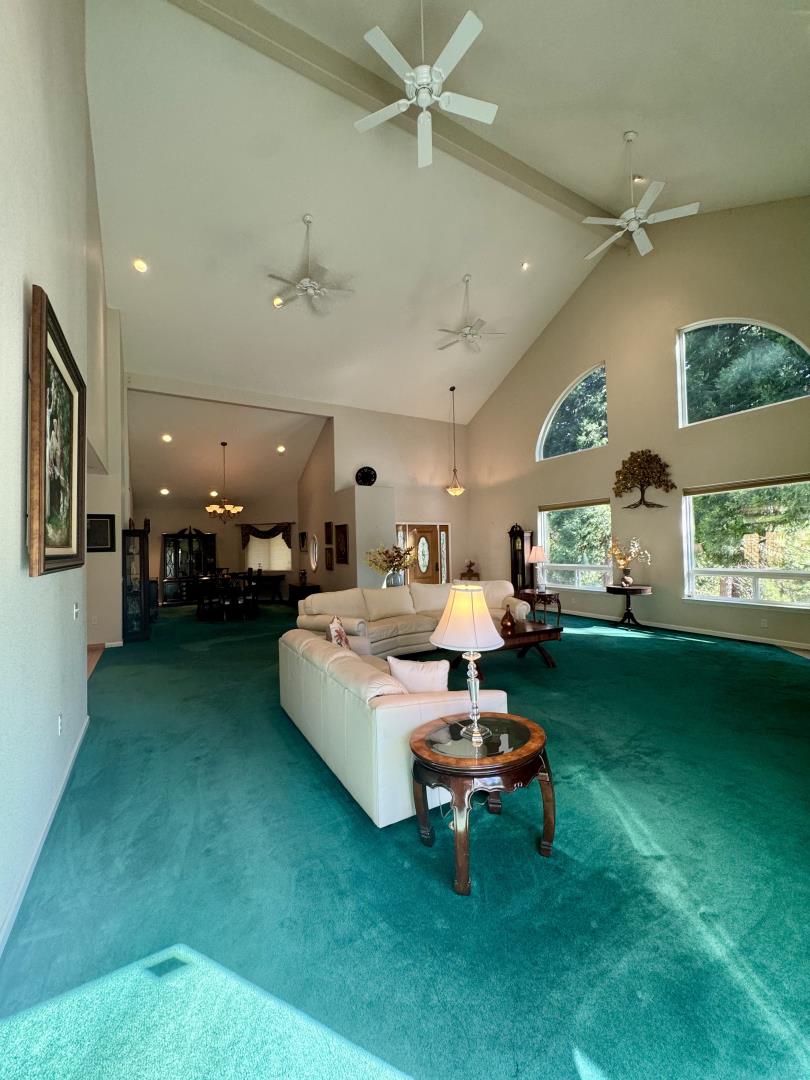 Detail Gallery Image 7 of 56 For 27645 E Inspiration Dr, Pioneer,  CA 95666 - 3 Beds | 3 Baths