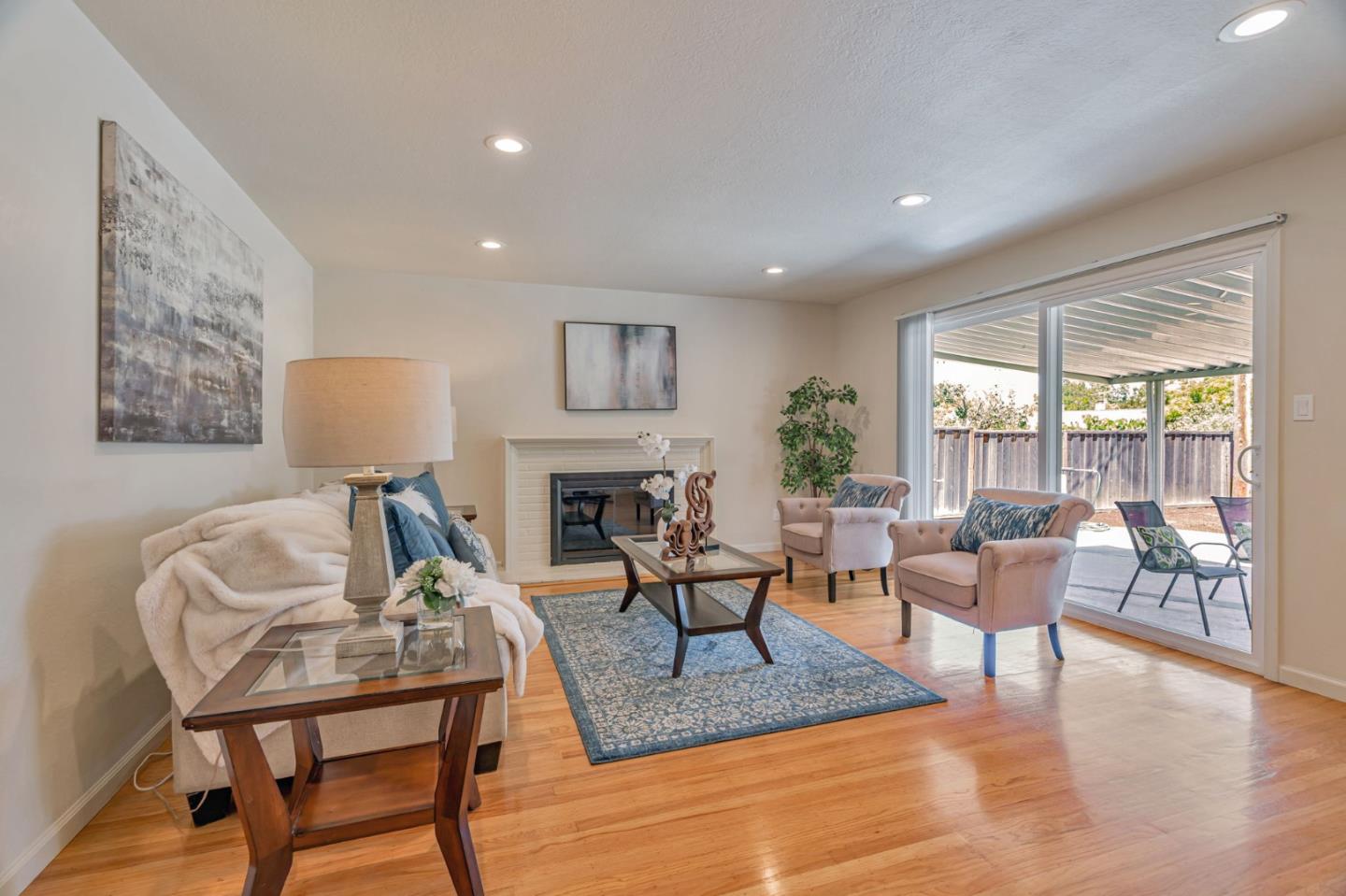 Detail Gallery Image 10 of 48 For 1574 S Mary Ave, Sunnyvale,  CA 94087 - 4 Beds | 3 Baths