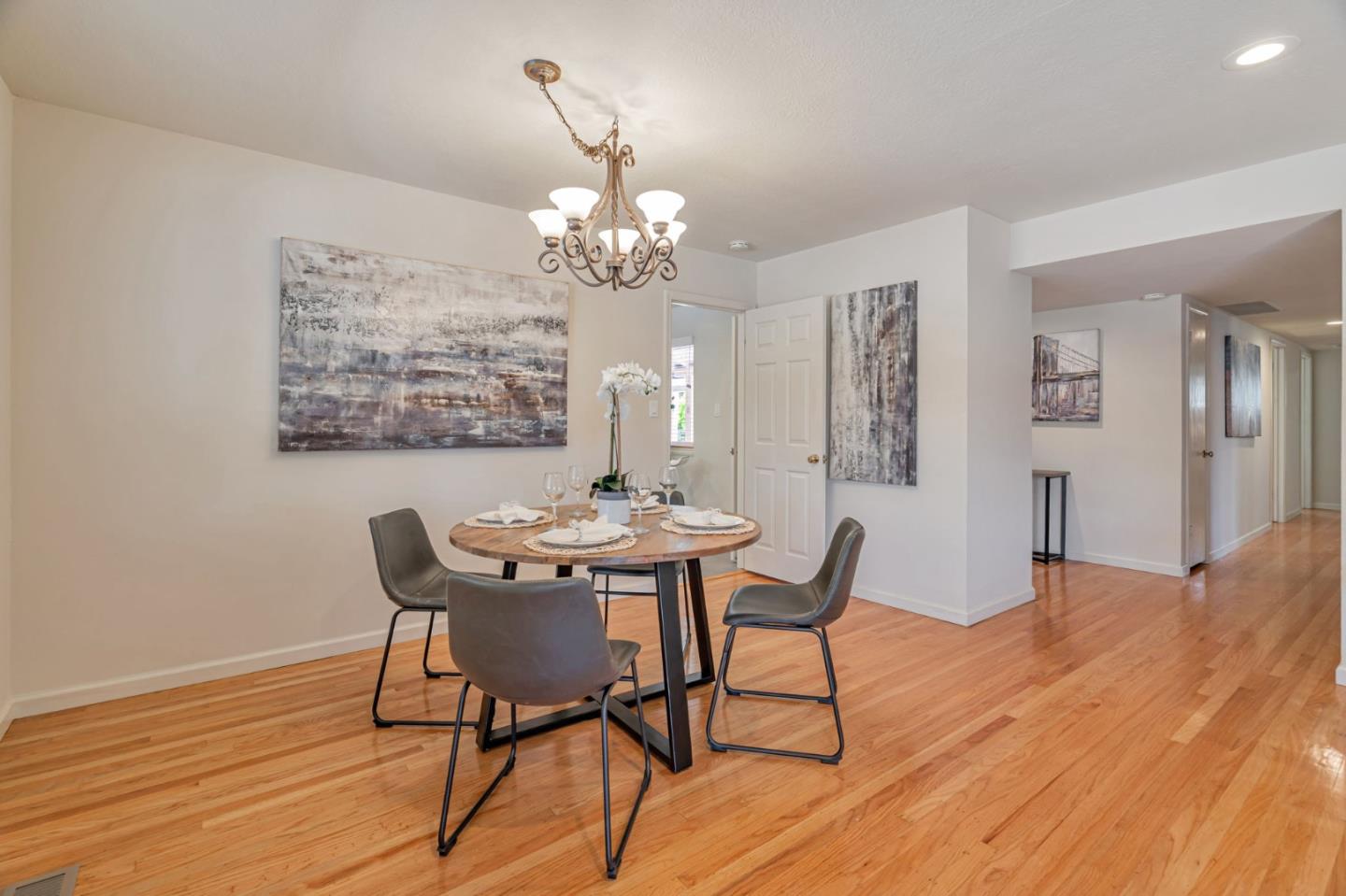 Detail Gallery Image 13 of 48 For 1574 S Mary Ave, Sunnyvale,  CA 94087 - 4 Beds | 3 Baths