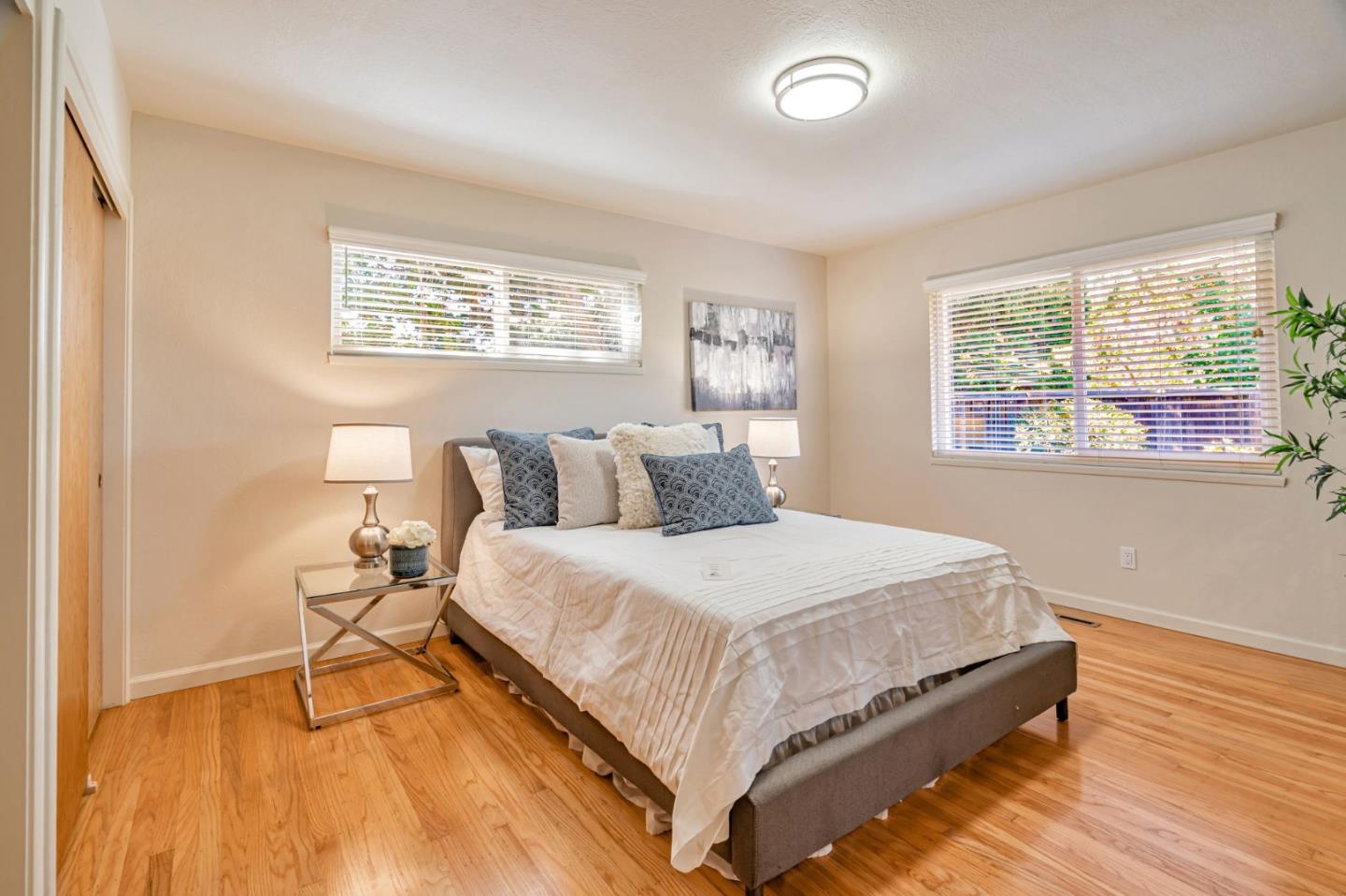 Detail Gallery Image 16 of 48 For 1574 S Mary Ave, Sunnyvale,  CA 94087 - 4 Beds | 3 Baths