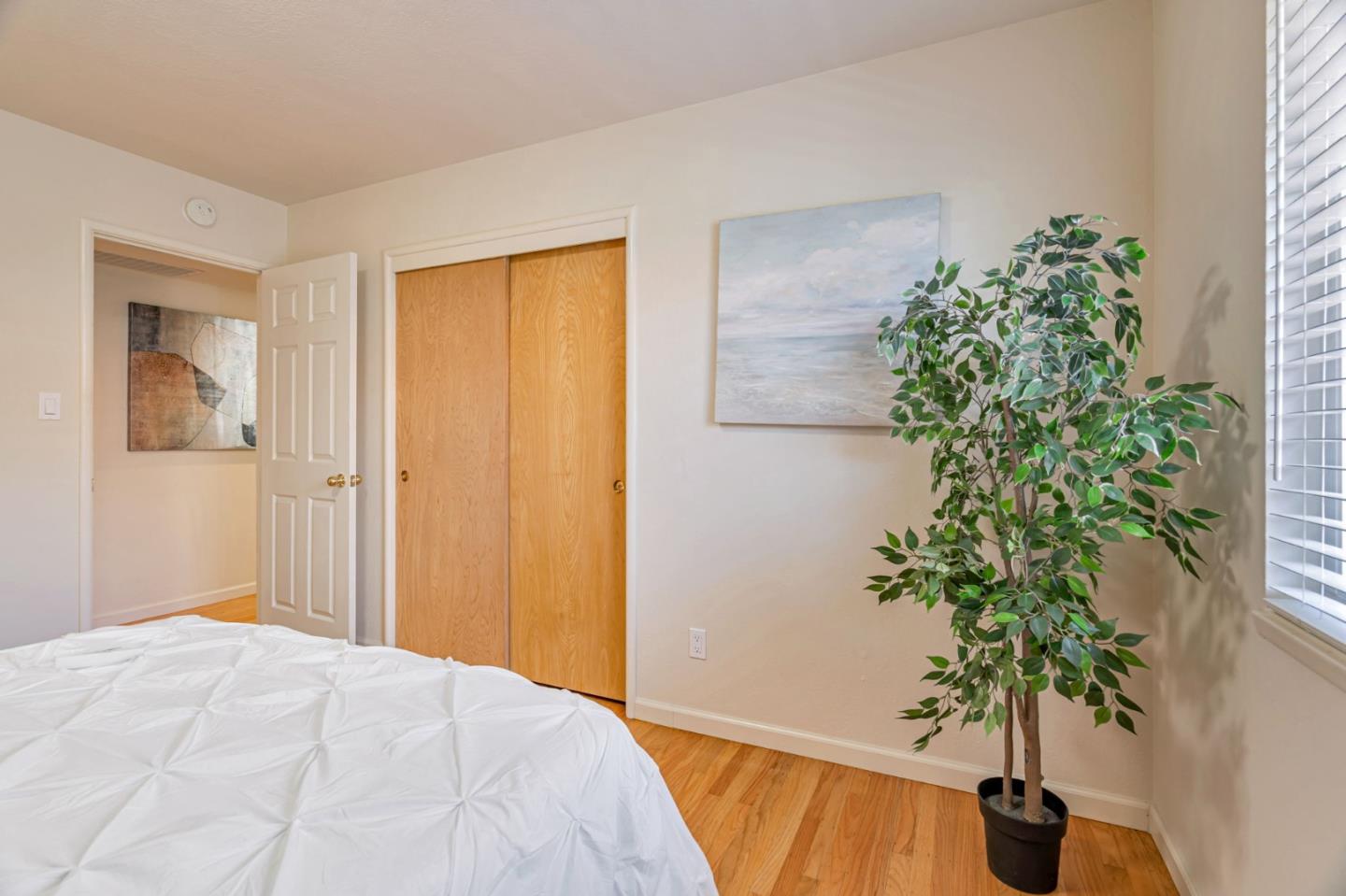 Detail Gallery Image 21 of 48 For 1574 S Mary Ave, Sunnyvale,  CA 94087 - 4 Beds | 3 Baths