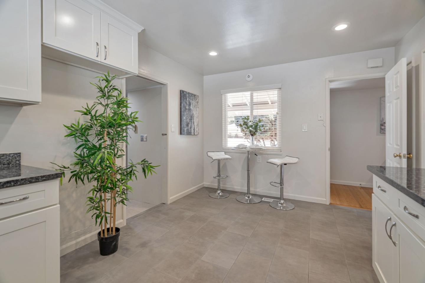 Detail Gallery Image 9 of 48 For 1574 S Mary Ave, Sunnyvale,  CA 94087 - 4 Beds | 3 Baths