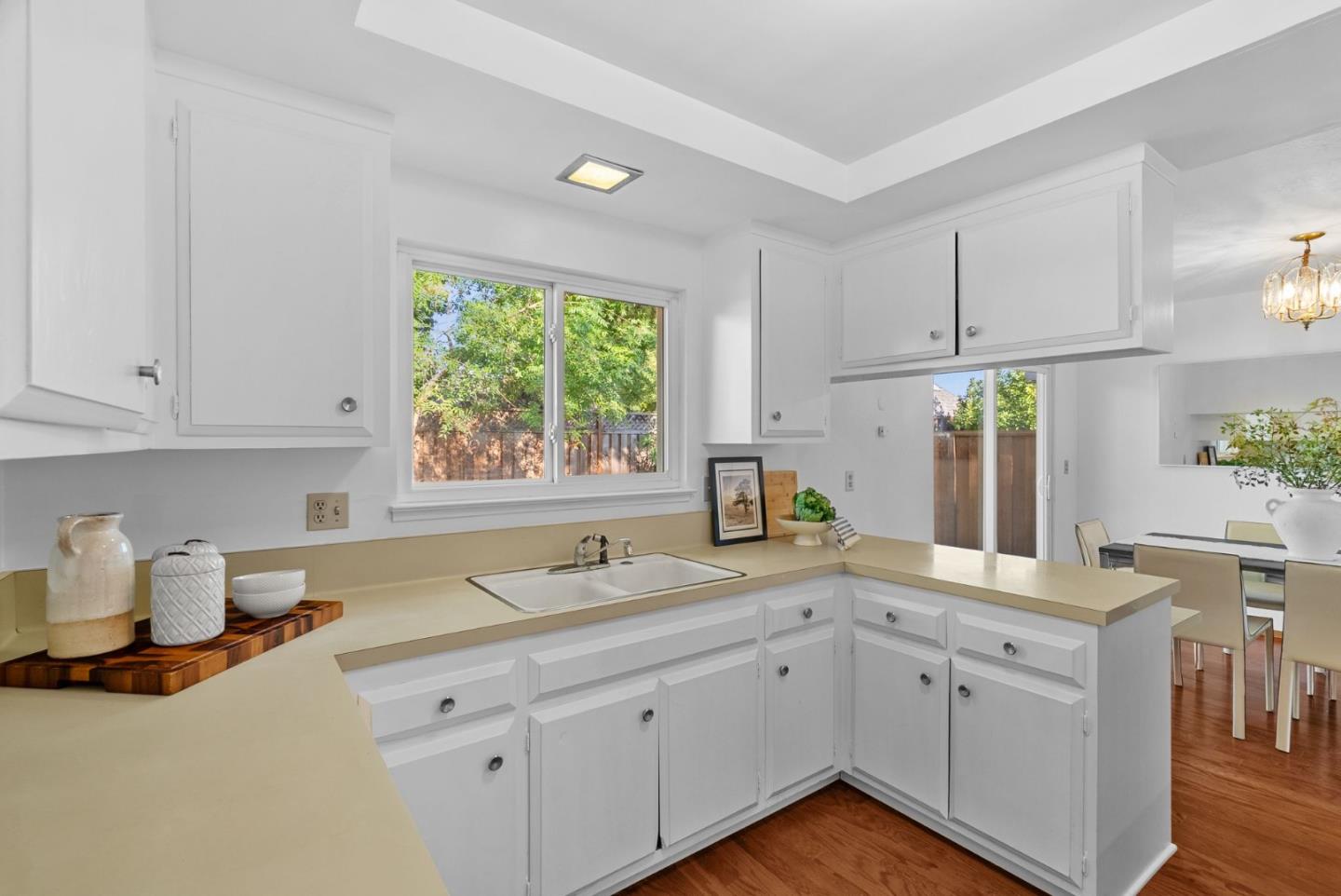 Detail Gallery Image 14 of 34 For 5712 Calpine Dr, San Jose,  CA 95123 - 3 Beds | 1/1 Baths
