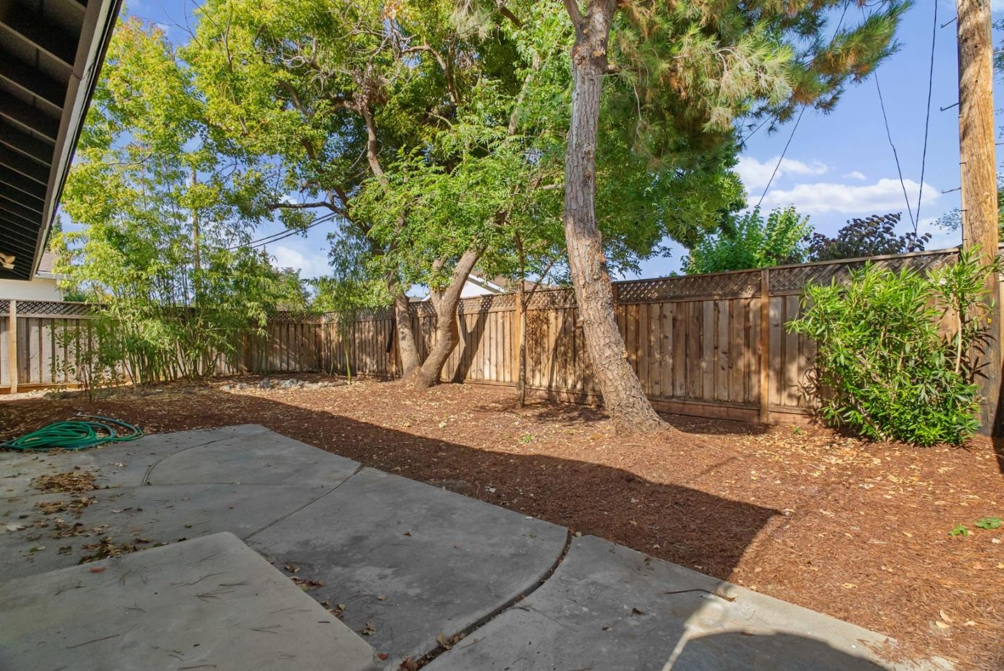 Detail Gallery Image 25 of 34 For 5712 Calpine Dr, San Jose,  CA 95123 - 3 Beds | 1/1 Baths