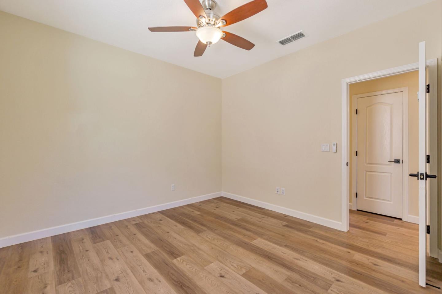 Detail Gallery Image 34 of 54 For 2678 Deerwood Dr, San Ramon,  CA 94583 - 4 Beds | 3/1 Baths