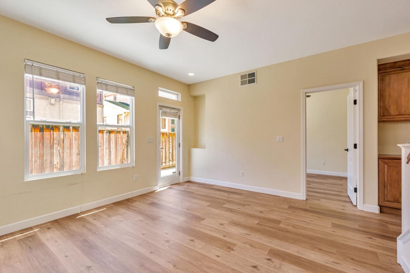 Detail Gallery Image 6 of 54 For 2678 Deerwood Dr, San Ramon,  CA 94583 - 4 Beds | 3/1 Baths