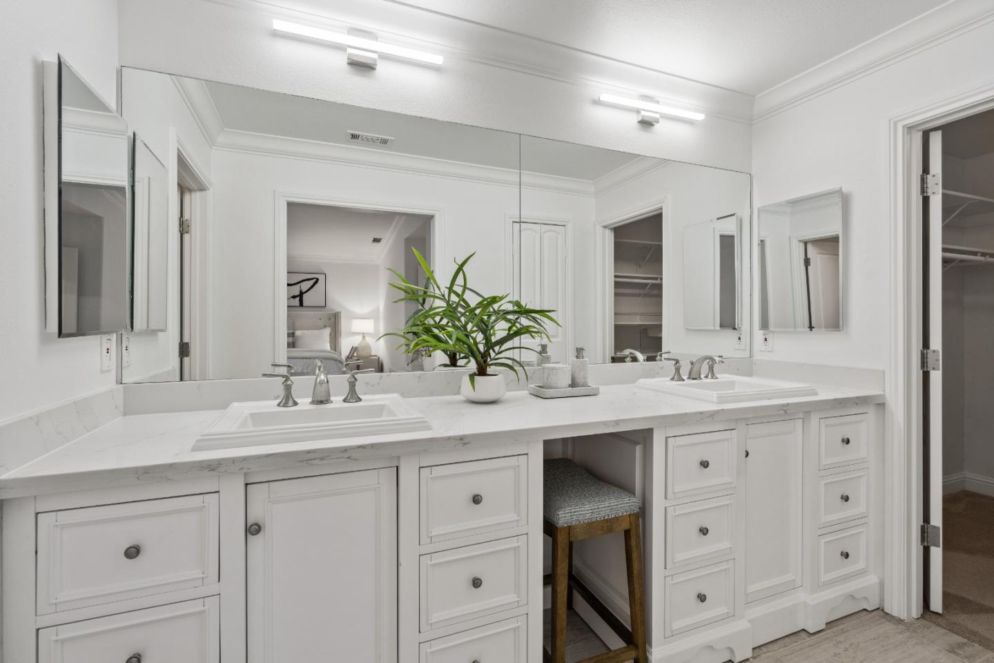 Detail Gallery Image 27 of 65 For 811 La Montagne Pl, South San Francisco,  CA 94080 - 3 Beds | 2 Baths
