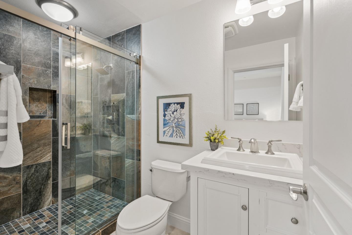 Detail Gallery Image 39 of 65 For 811 La Montagne Pl, South San Francisco,  CA 94080 - 3 Beds | 2 Baths
