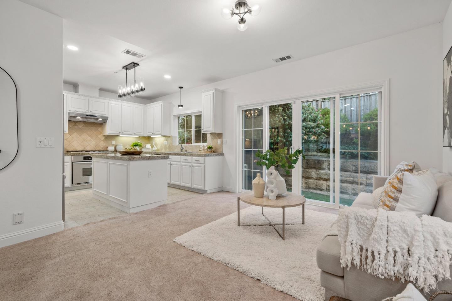 Detail Gallery Image 5 of 65 For 811 La Montagne Pl, South San Francisco,  CA 94080 - 3 Beds | 2 Baths