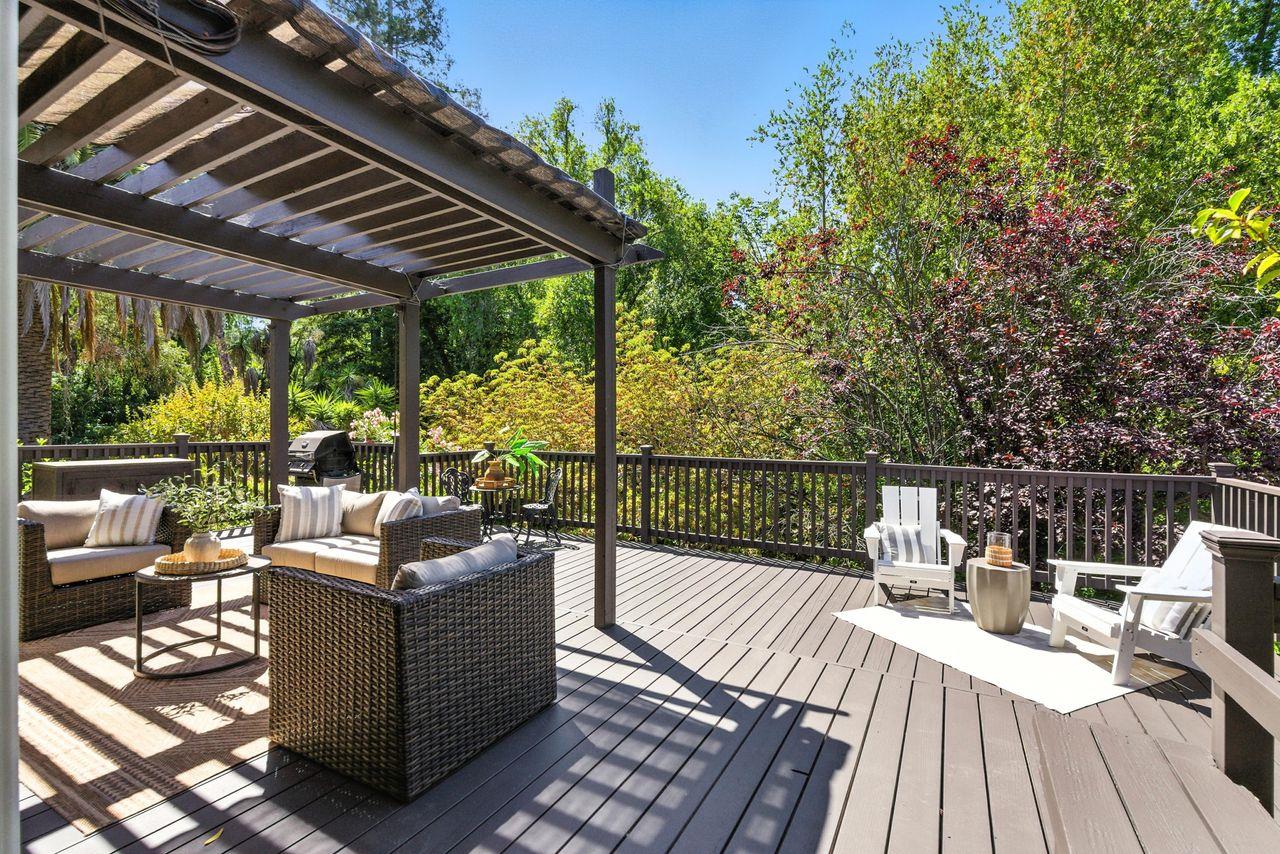 Detail Gallery Image 17 of 49 For 2040 Longden Cir, Los Altos,  CA 94024 - 4 Beds | 2/1 Baths