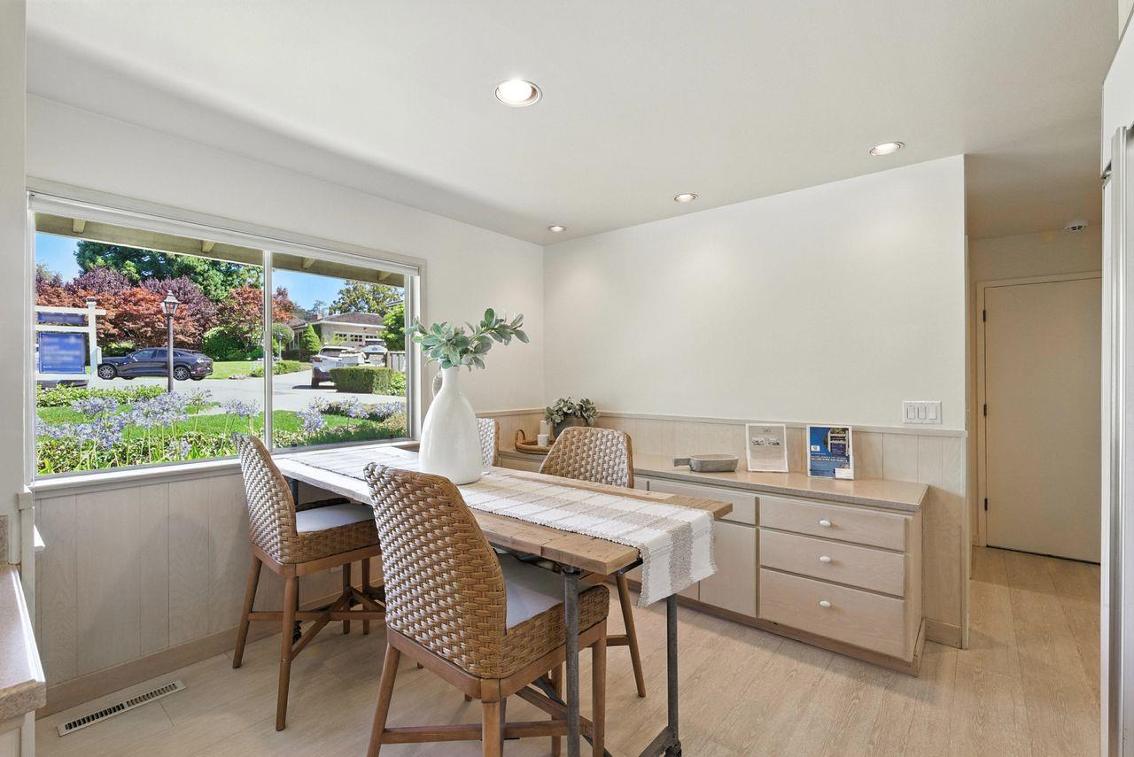 Detail Gallery Image 34 of 49 For 2040 Longden Cir, Los Altos,  CA 94024 - 4 Beds | 2/1 Baths