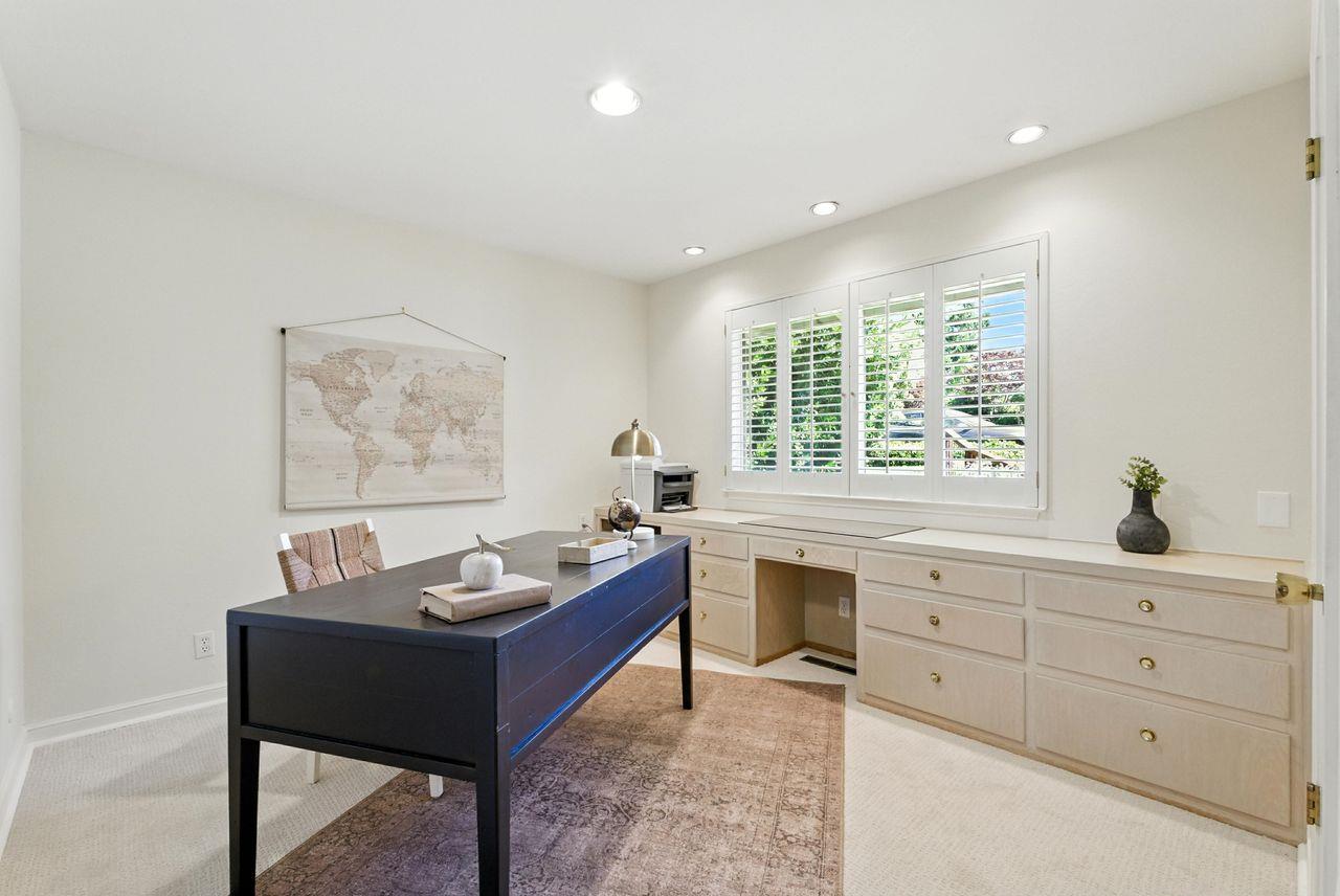Detail Gallery Image 44 of 49 For 2040 Longden Cir, Los Altos,  CA 94024 - 4 Beds | 2/1 Baths