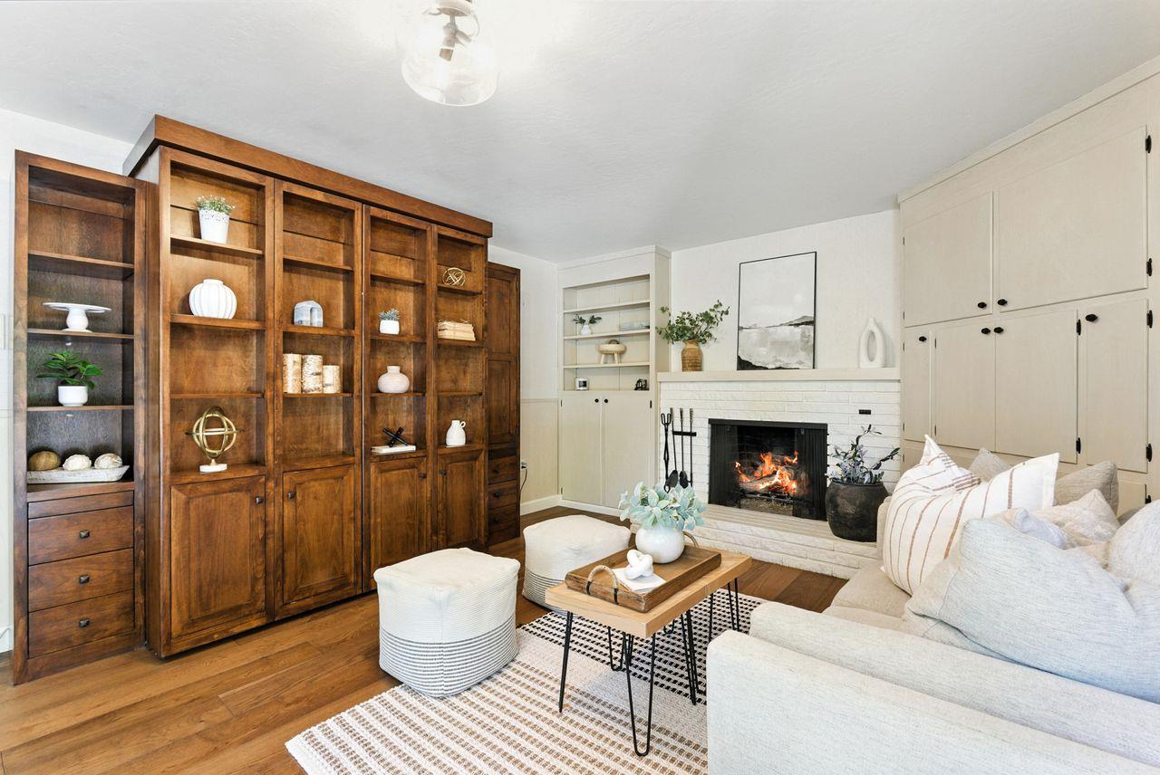 Detail Gallery Image 7 of 49 For 2040 Longden Cir, Los Altos,  CA 94024 - 4 Beds | 2/1 Baths