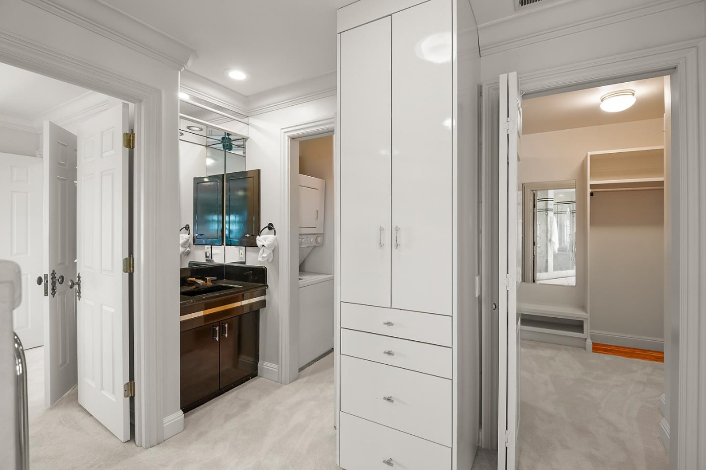 Detail Gallery Image 38 of 65 For 13977 Albar Ct, Saratoga,  CA 95070 - 5 Beds | 4/1 Baths