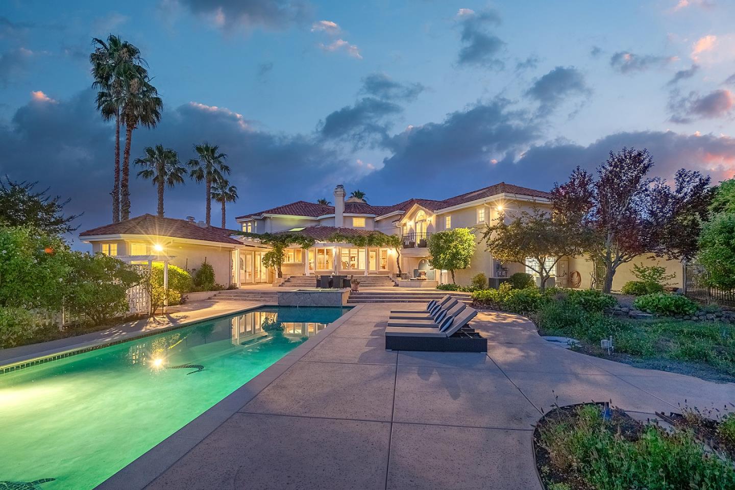 Detail Gallery Image 55 of 65 For 13977 Albar Ct, Saratoga,  CA 95070 - 5 Beds | 4/1 Baths