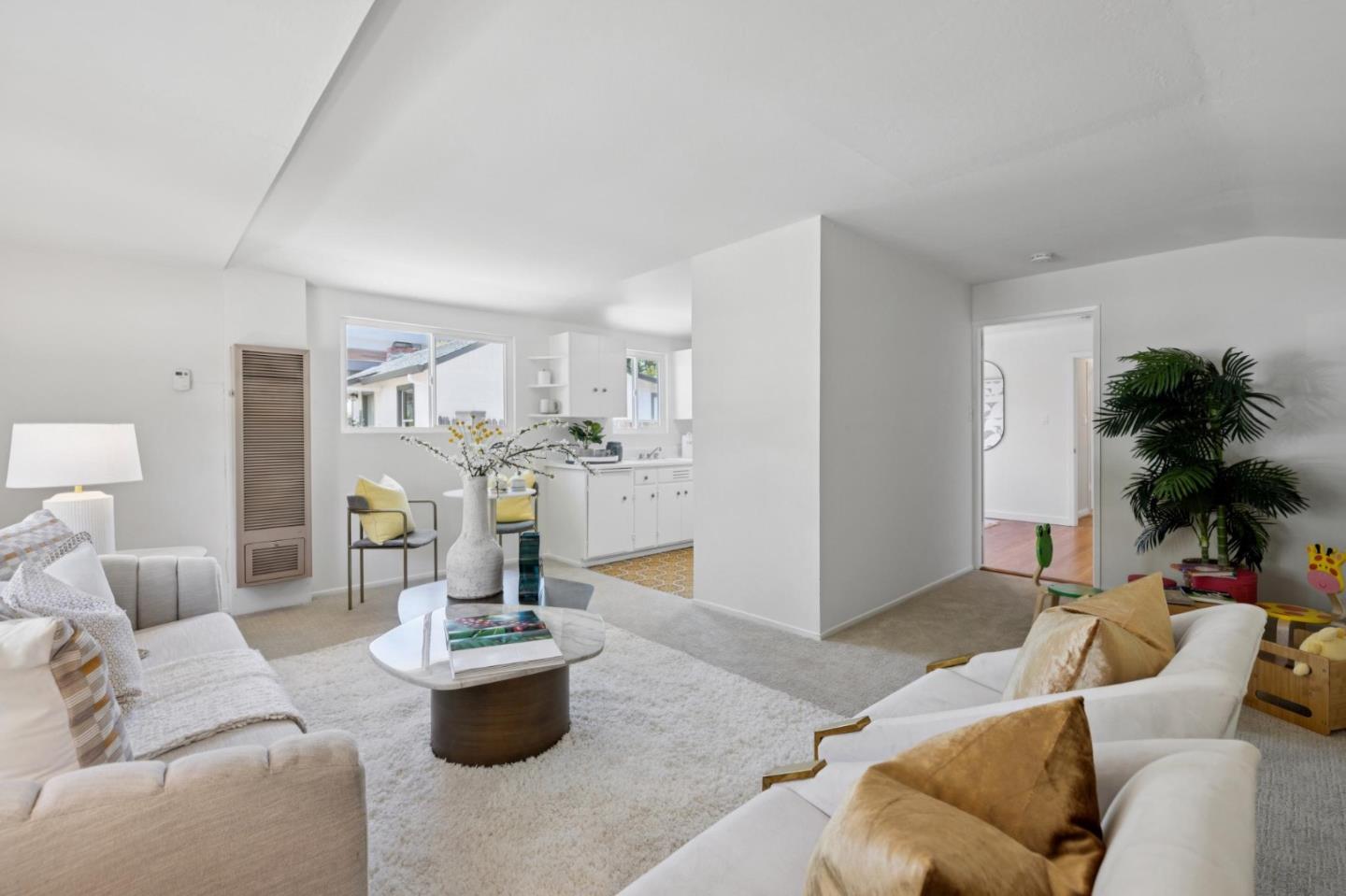 Detail Gallery Image 36 of 50 For 1050 Boranda Ave, Mountain View,  CA 94040 - 4 Beds | 2 Baths