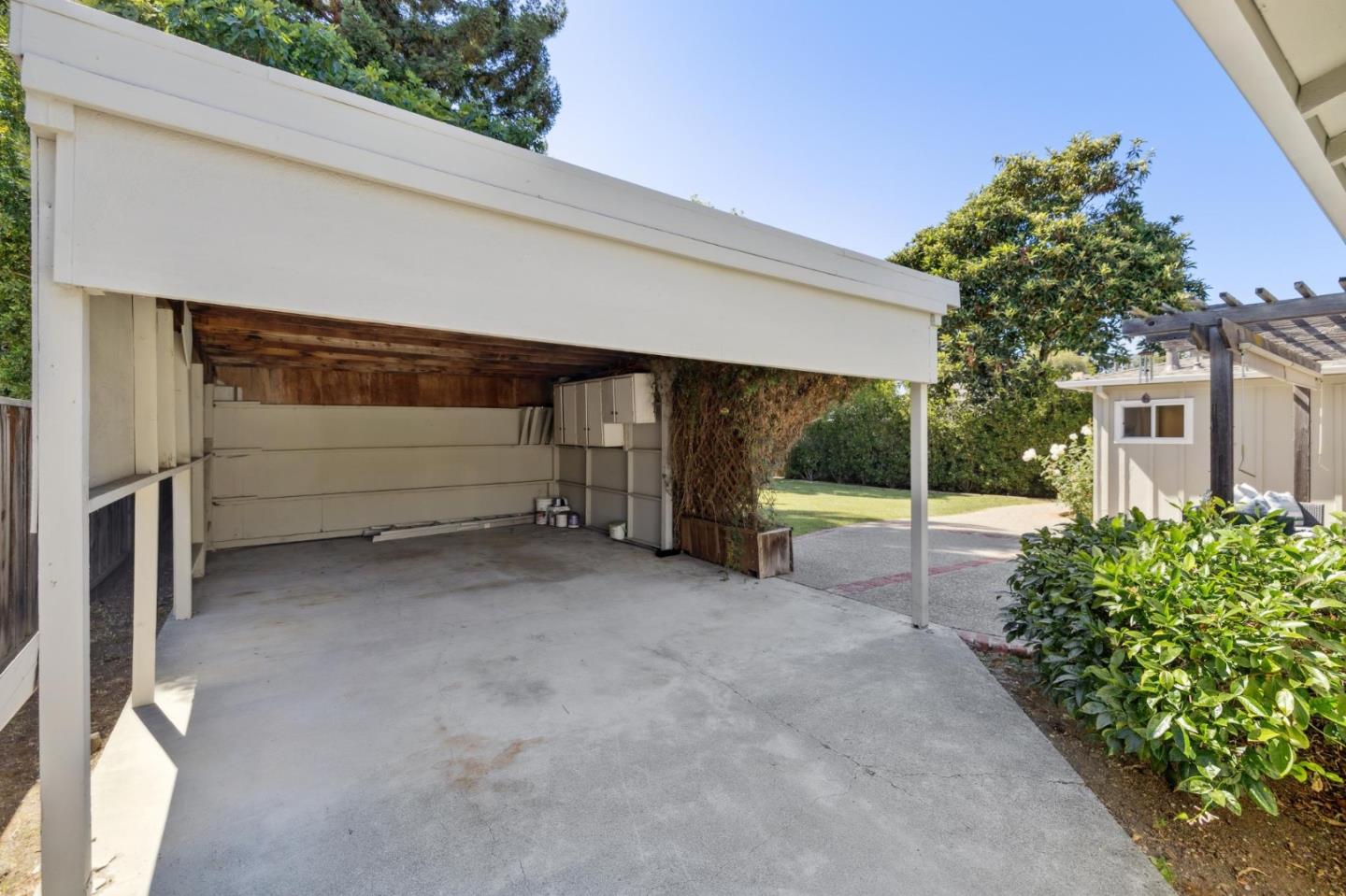 Detail Gallery Image 47 of 50 For 1050 Boranda Ave, Mountain View,  CA 94040 - 4 Beds | 2 Baths