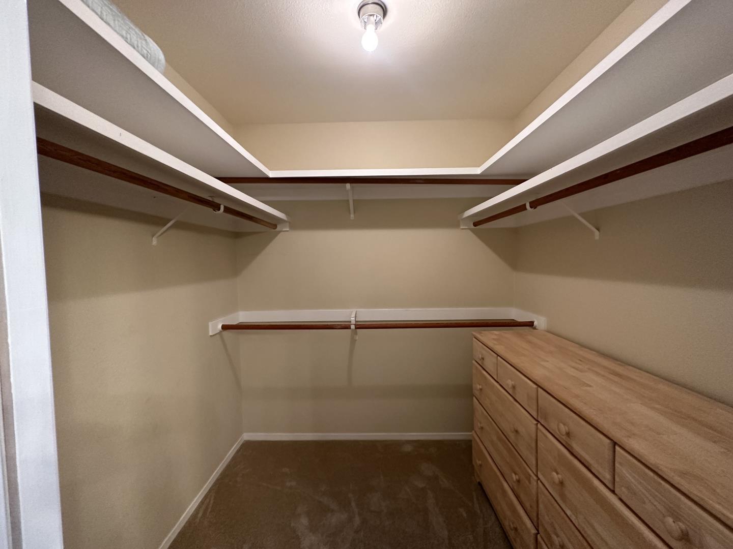 Detail Gallery Image 17 of 30 For 16 Franciscan Rdg, Portola Valley,  CA 94028 - 4 Beds | 3/1 Baths