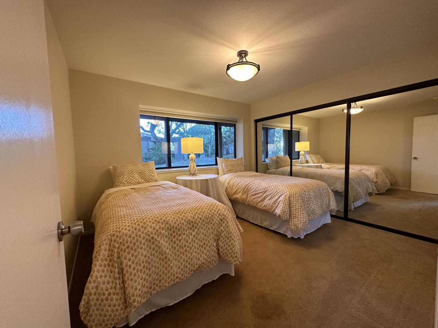 Detail Gallery Image 21 of 30 For 16 Franciscan Rdg, Portola Valley,  CA 94028 - 4 Beds | 3/1 Baths