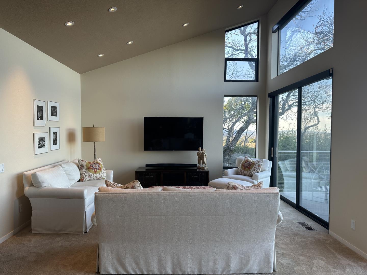 Detail Gallery Image 5 of 30 For 16 Franciscan Rdg, Portola Valley,  CA 94028 - 4 Beds | 3/1 Baths