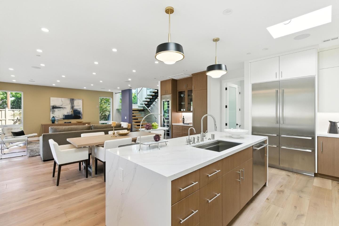 Detail Gallery Image 20 of 47 For 2200 Saint Francis Dr, Palo Alto,  CA 94303 - 4 Beds | 4/1 Baths