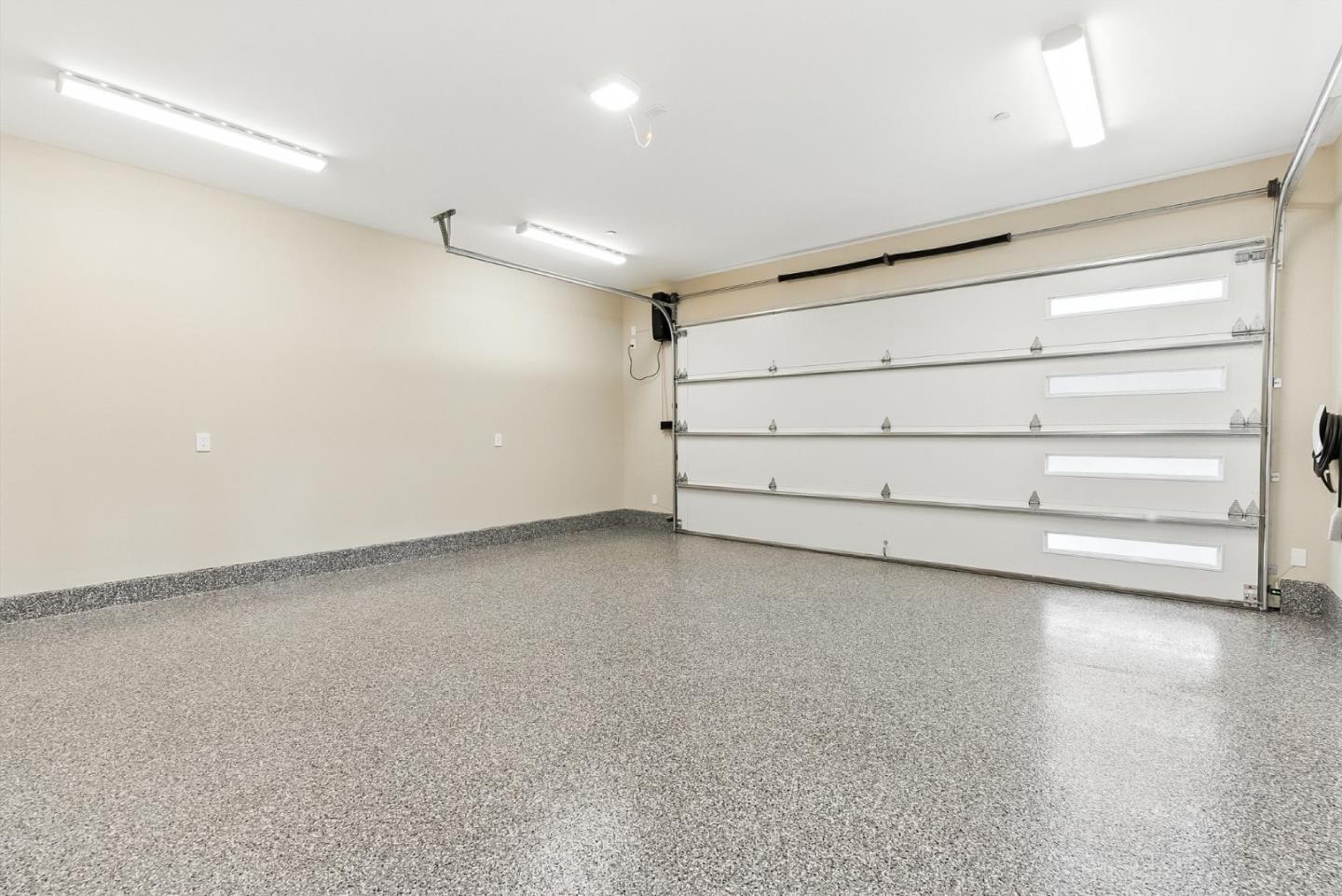 Detail Gallery Image 23 of 47 For 2200 Saint Francis Dr, Palo Alto,  CA 94303 - 4 Beds | 4/1 Baths