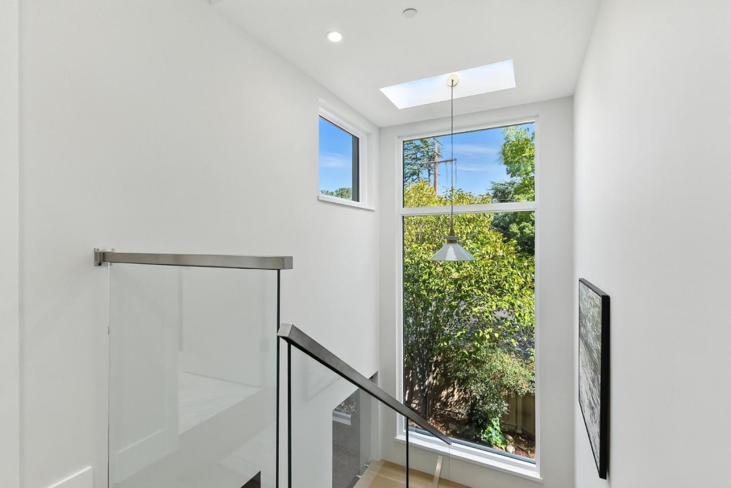 Detail Gallery Image 24 of 47 For 2200 Saint Francis Dr, Palo Alto,  CA 94303 - 4 Beds | 4/1 Baths