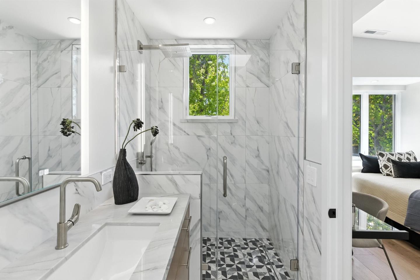 Detail Gallery Image 30 of 47 For 2200 Saint Francis Dr, Palo Alto,  CA 94303 - 4 Beds | 4/1 Baths