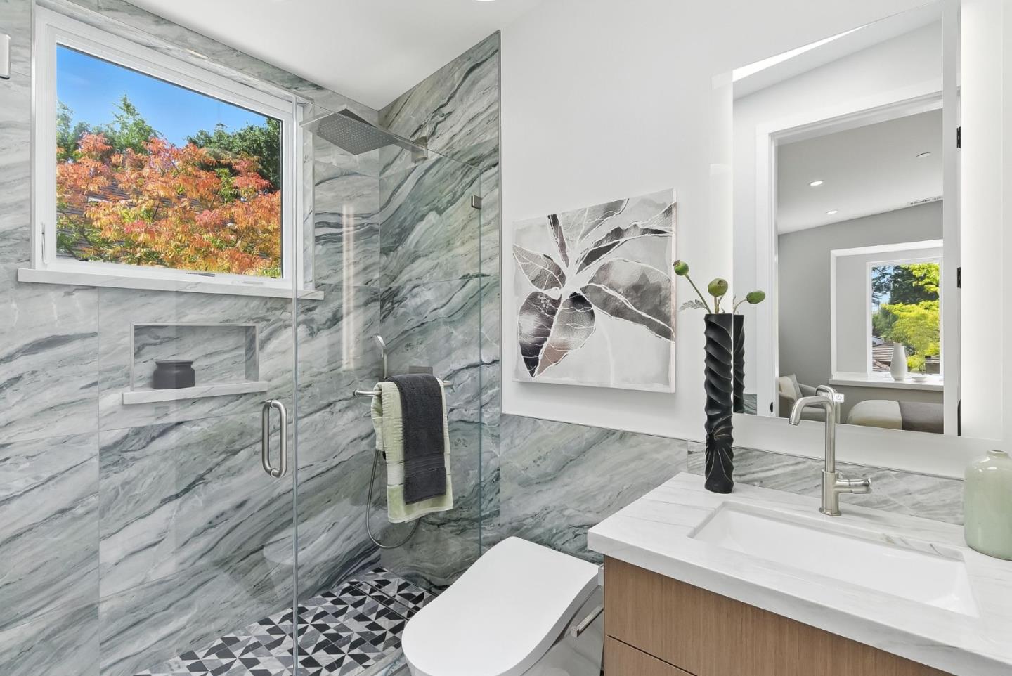 Detail Gallery Image 33 of 47 For 2200 Saint Francis Dr, Palo Alto,  CA 94303 - 4 Beds | 4/1 Baths