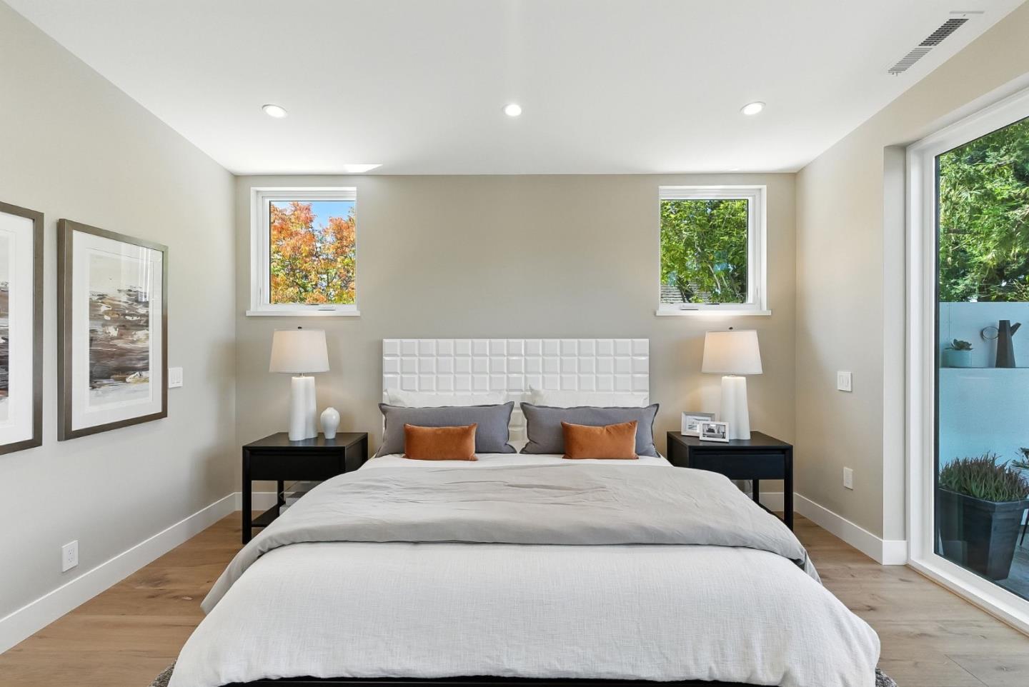 Detail Gallery Image 36 of 47 For 2200 Saint Francis Dr, Palo Alto,  CA 94303 - 4 Beds | 4/1 Baths