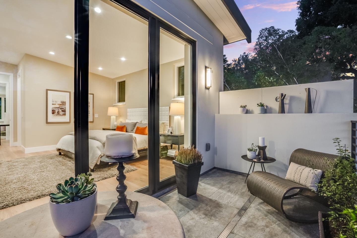 Detail Gallery Image 40 of 47 For 2200 Saint Francis Dr, Palo Alto,  CA 94303 - 4 Beds | 4/1 Baths