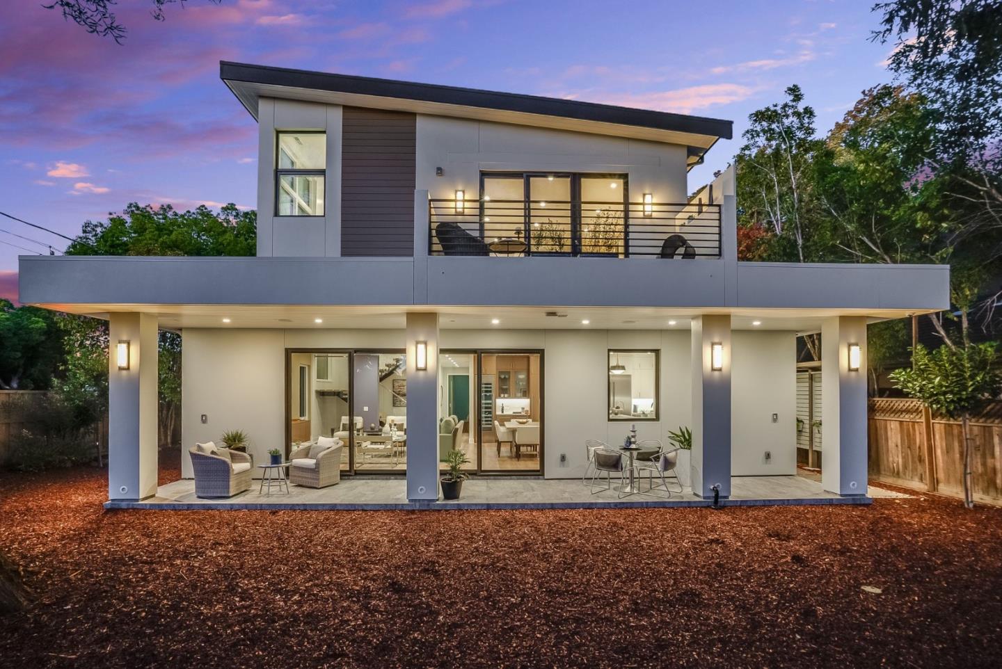 Detail Gallery Image 43 of 47 For 2200 Saint Francis Dr, Palo Alto,  CA 94303 - 4 Beds | 4/1 Baths