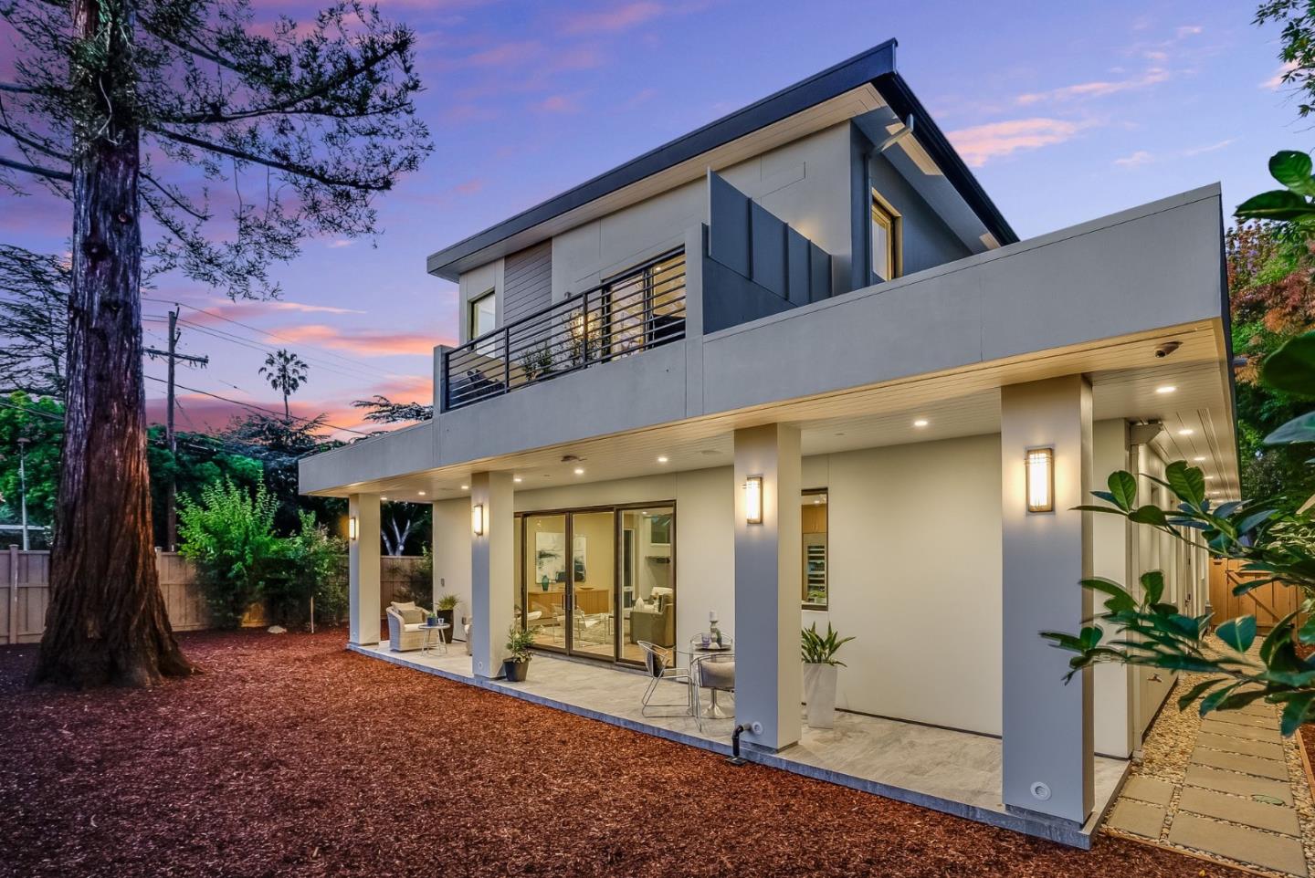 Detail Gallery Image 44 of 47 For 2200 Saint Francis Dr, Palo Alto,  CA 94303 - 4 Beds | 4/1 Baths