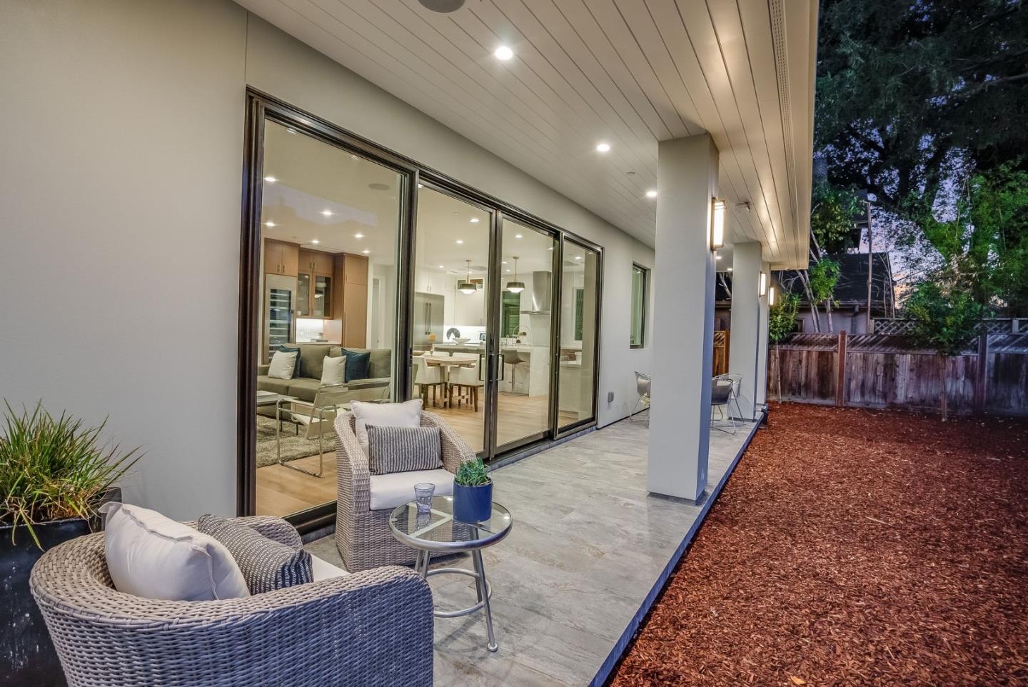 Detail Gallery Image 46 of 47 For 2200 Saint Francis Dr, Palo Alto,  CA 94303 - 4 Beds | 4/1 Baths