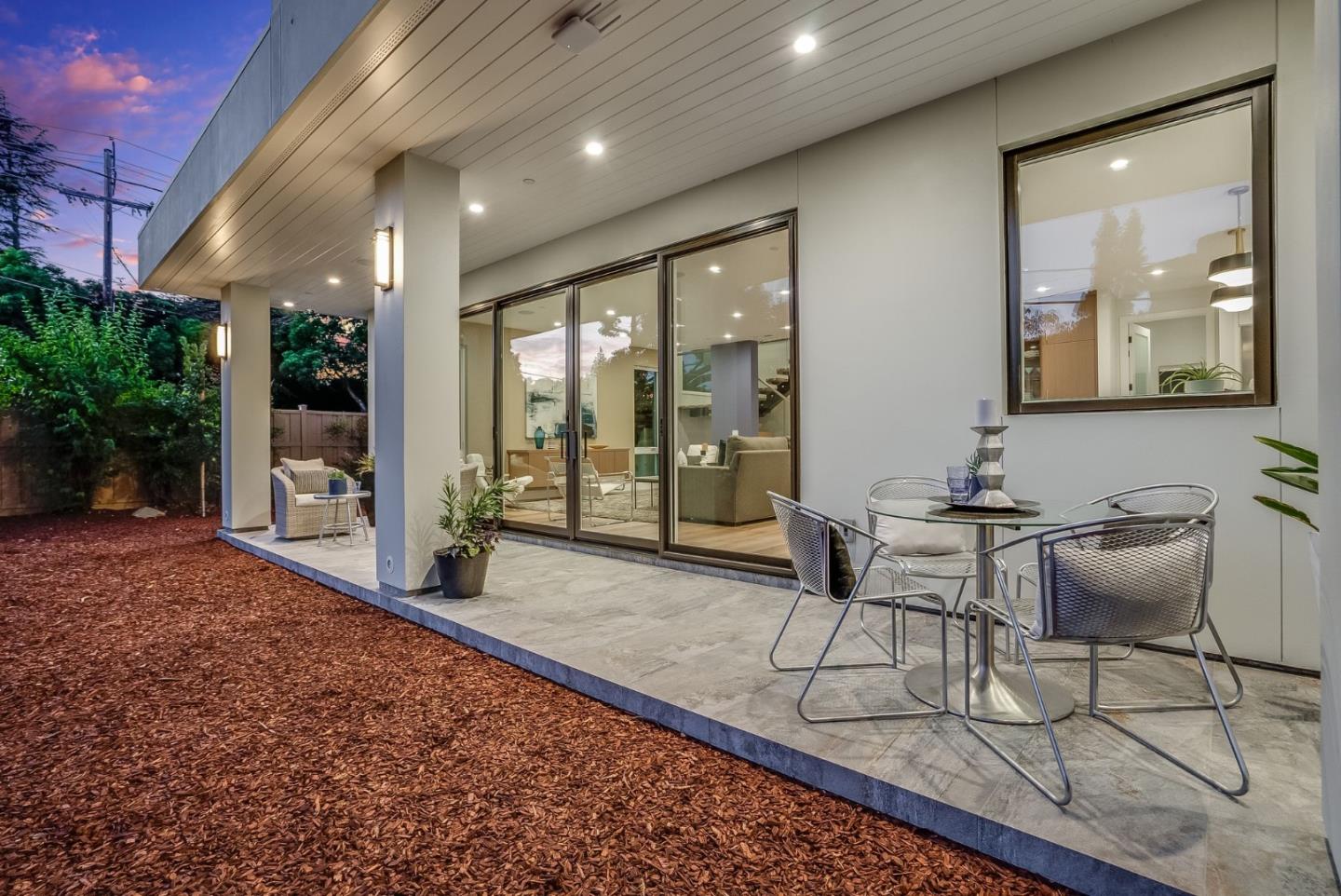 Detail Gallery Image 47 of 47 For 2200 Saint Francis Dr, Palo Alto,  CA 94303 - 4 Beds | 4/1 Baths