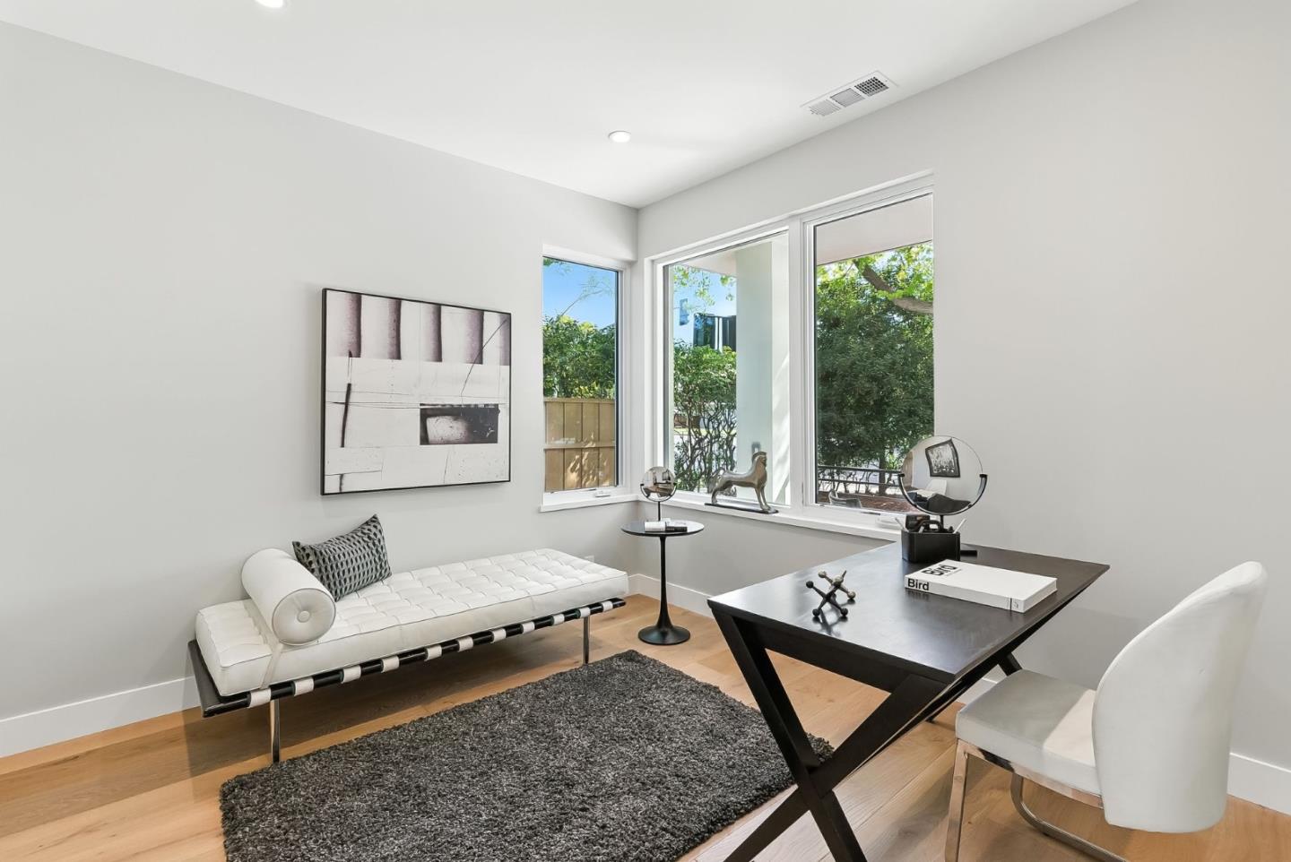 Detail Gallery Image 5 of 47 For 2200 Saint Francis Dr, Palo Alto,  CA 94303 - 4 Beds | 4/1 Baths