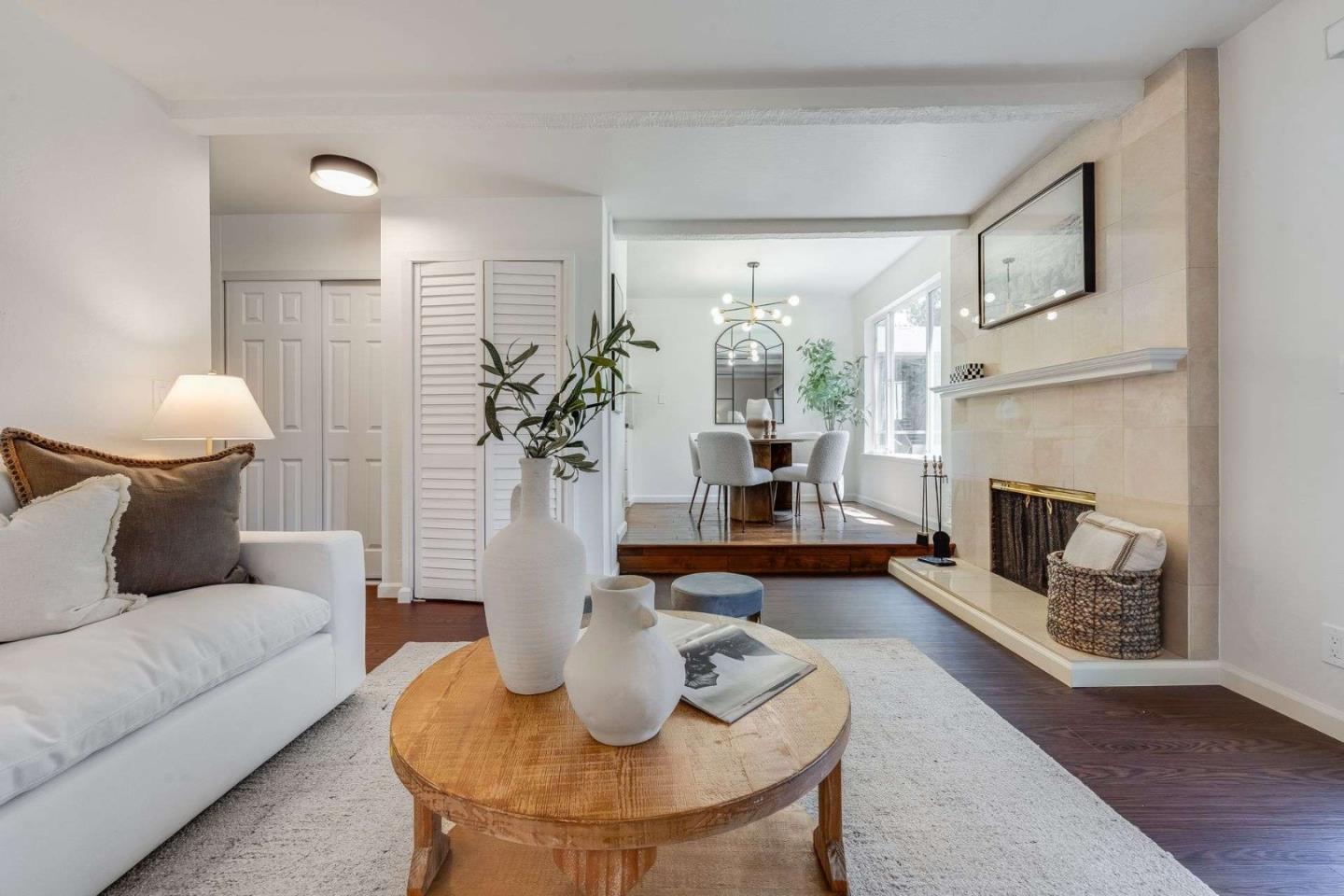 Detail Gallery Image 10 of 30 For 99 E Middlefield Rd #37,  Mountain View,  CA 94043 - 2 Beds | 2 Baths