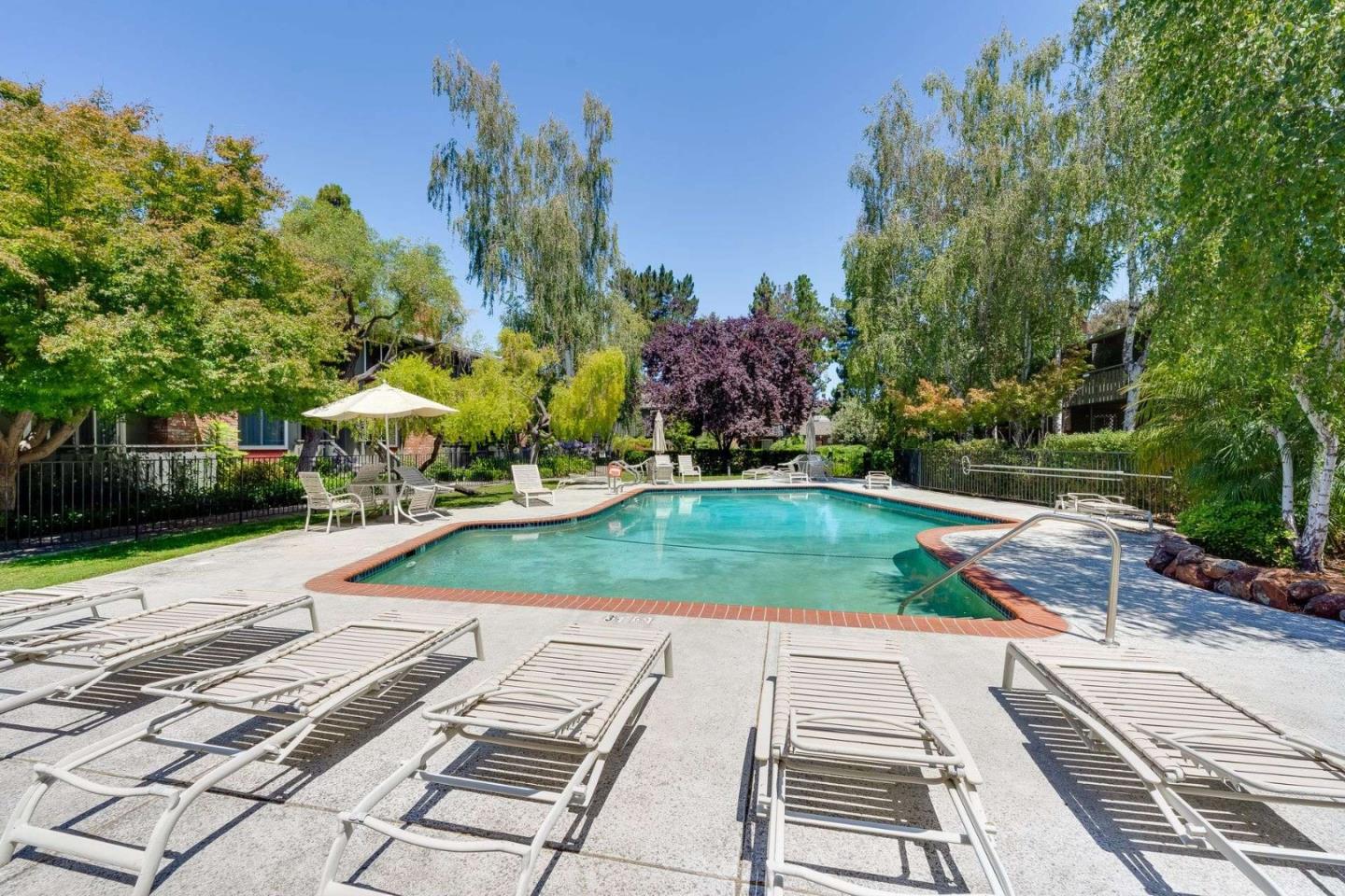 Detail Gallery Image 26 of 30 For 99 E Middlefield Rd #37,  Mountain View,  CA 94043 - 2 Beds | 2 Baths
