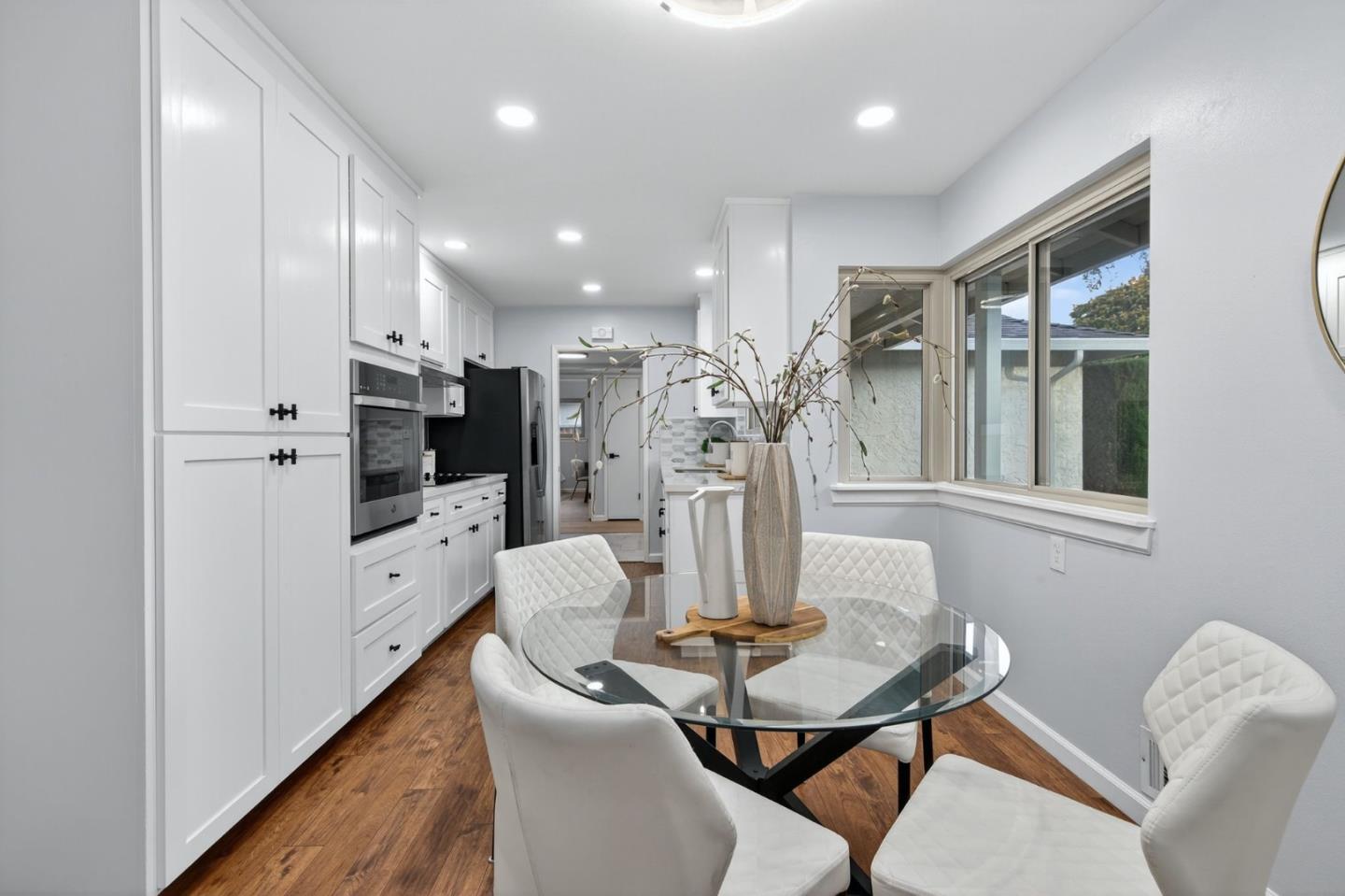 Detail Gallery Image 13 of 47 For 2522 Lambert Ln, San Jose,  CA 95125 - 4 Beds | 2/1 Baths