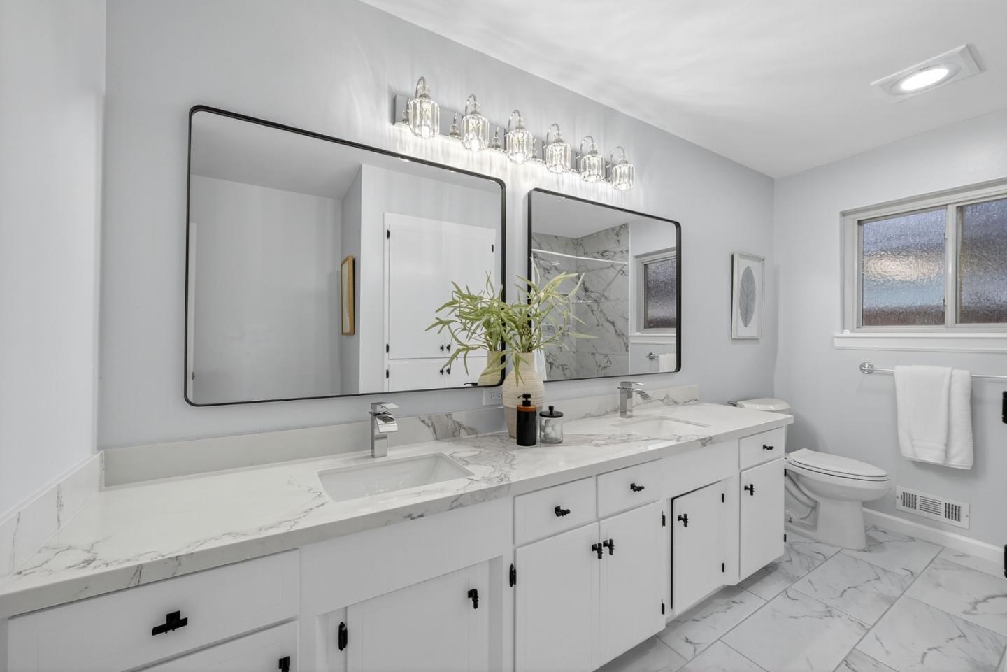 Detail Gallery Image 21 of 47 For 2522 Lambert Ln, San Jose,  CA 95125 - 4 Beds | 2/1 Baths