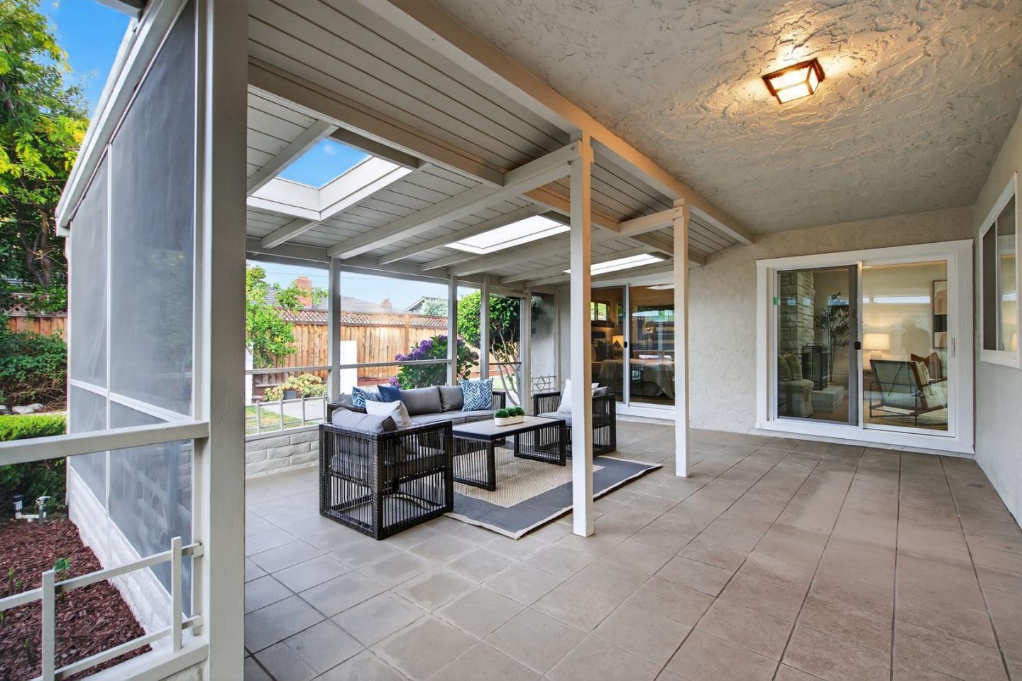 Detail Gallery Image 31 of 47 For 2522 Lambert Ln, San Jose,  CA 95125 - 4 Beds | 2/1 Baths