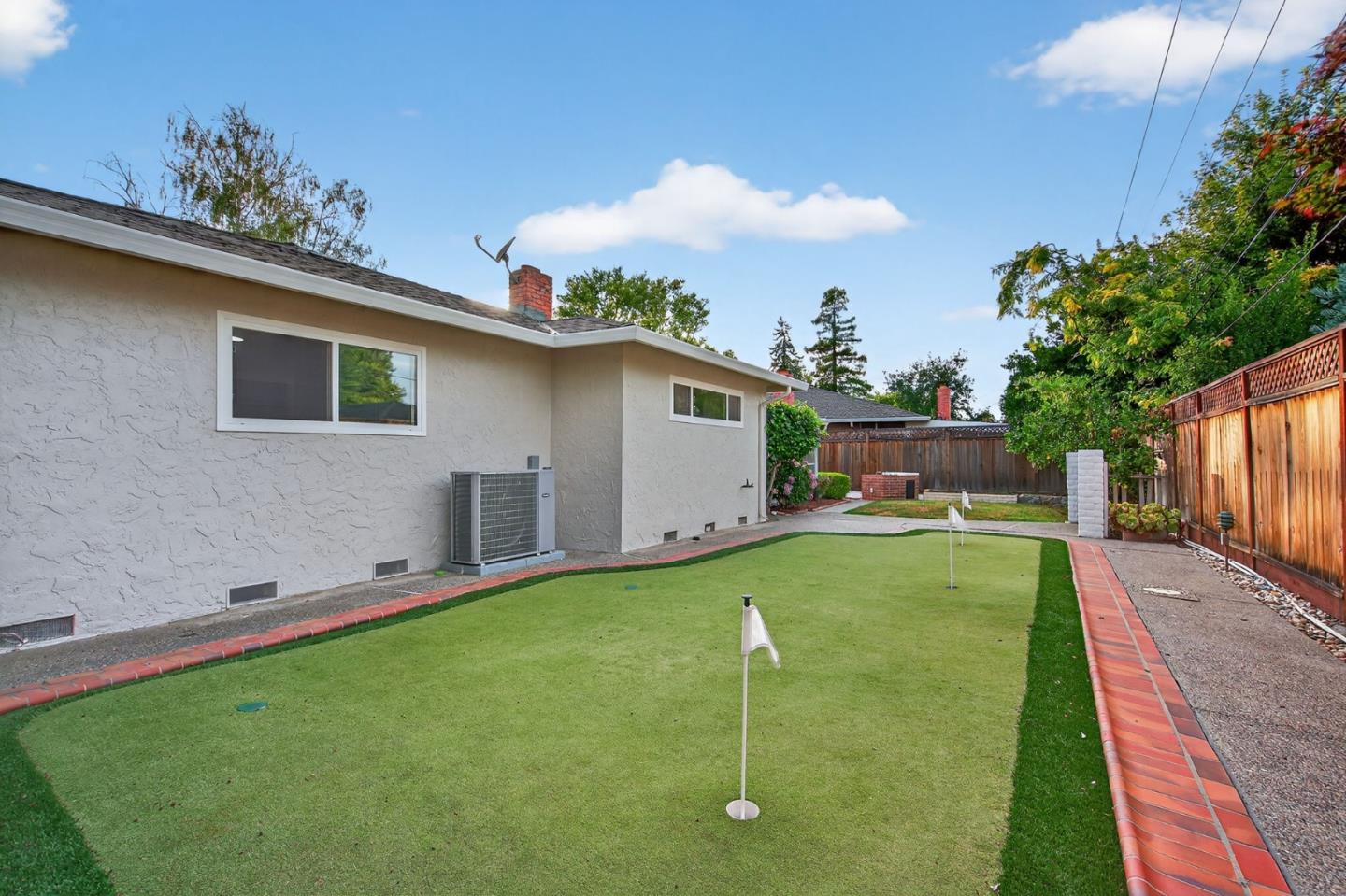 Detail Gallery Image 36 of 47 For 2522 Lambert Ln, San Jose,  CA 95125 - 4 Beds | 2/1 Baths