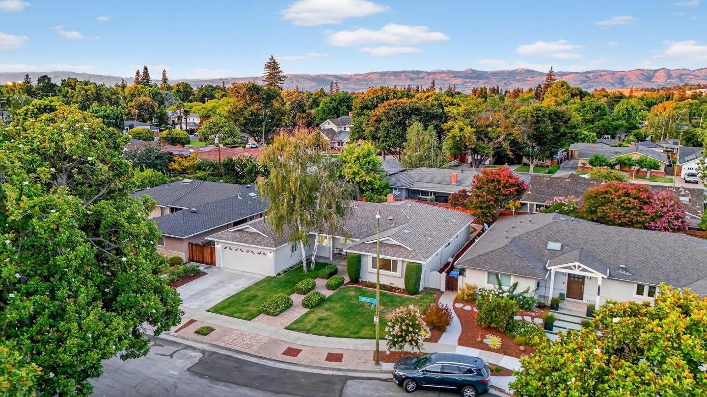 Detail Gallery Image 38 of 47 For 2522 Lambert Ln, San Jose,  CA 95125 - 4 Beds | 2/1 Baths