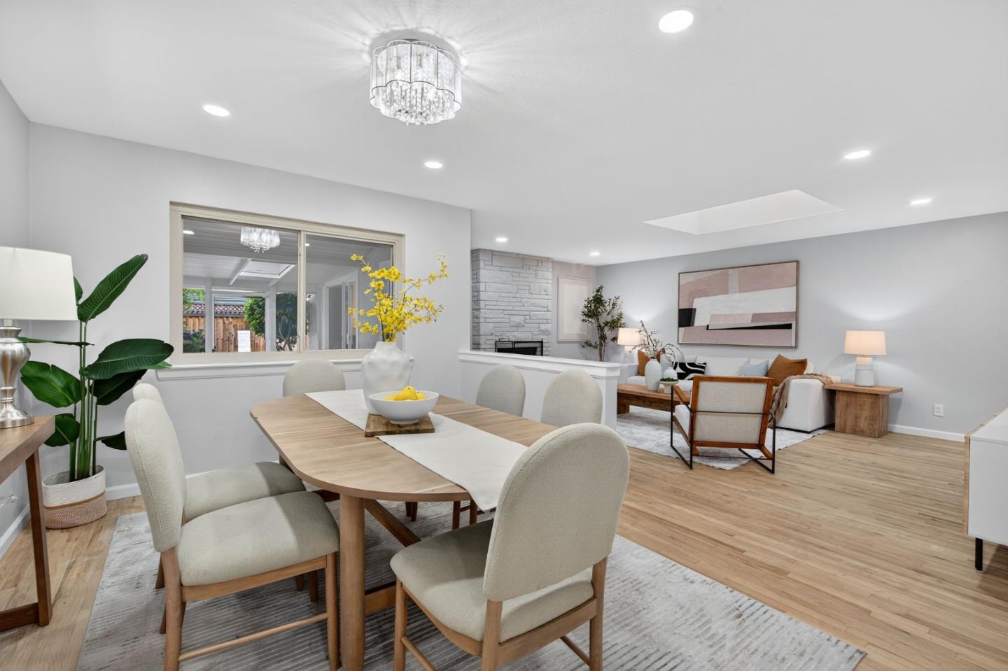 Detail Gallery Image 8 of 47 For 2522 Lambert Ln, San Jose,  CA 95125 - 4 Beds | 2/1 Baths